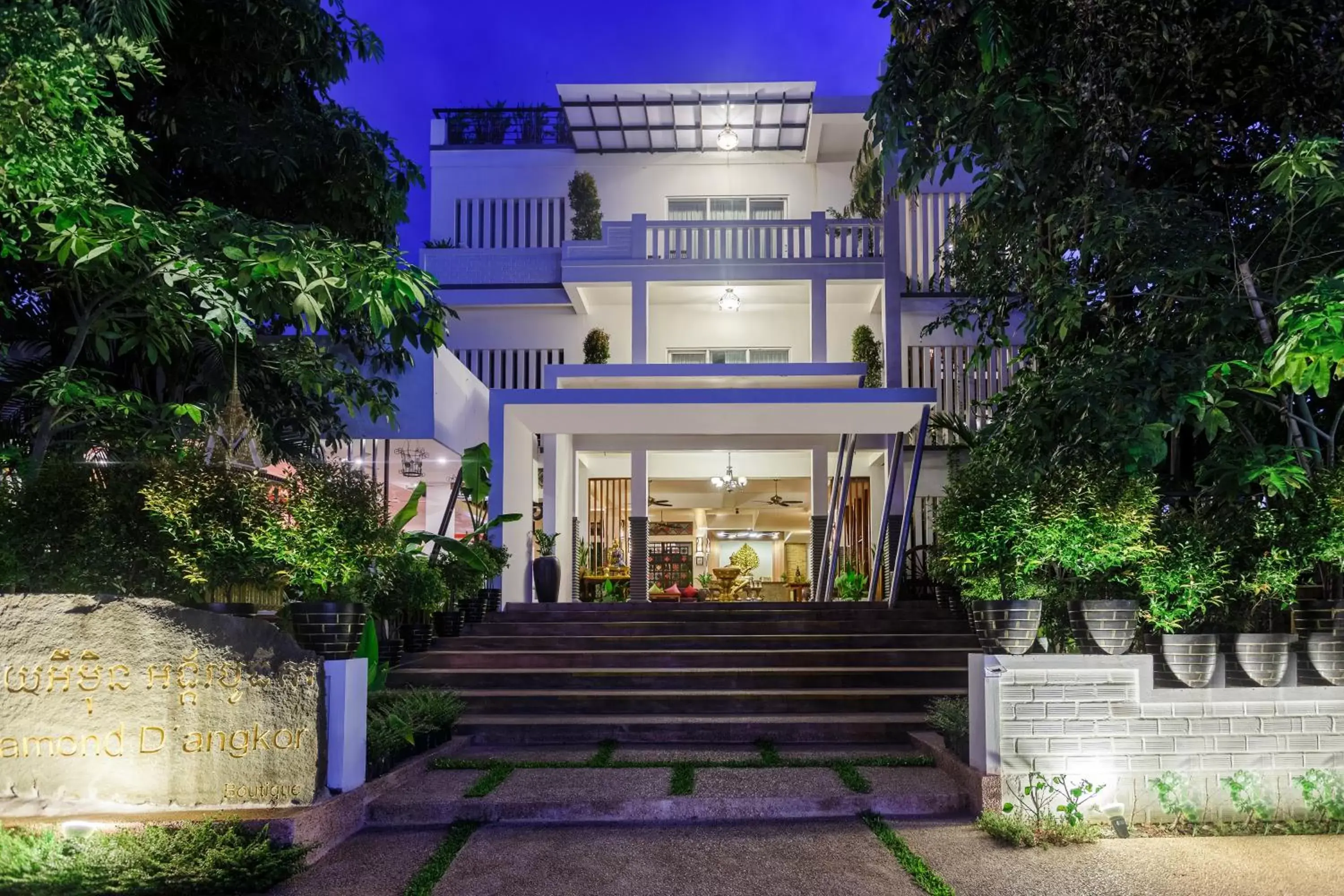 Facade/entrance, Property Building in SAKABAN Residence