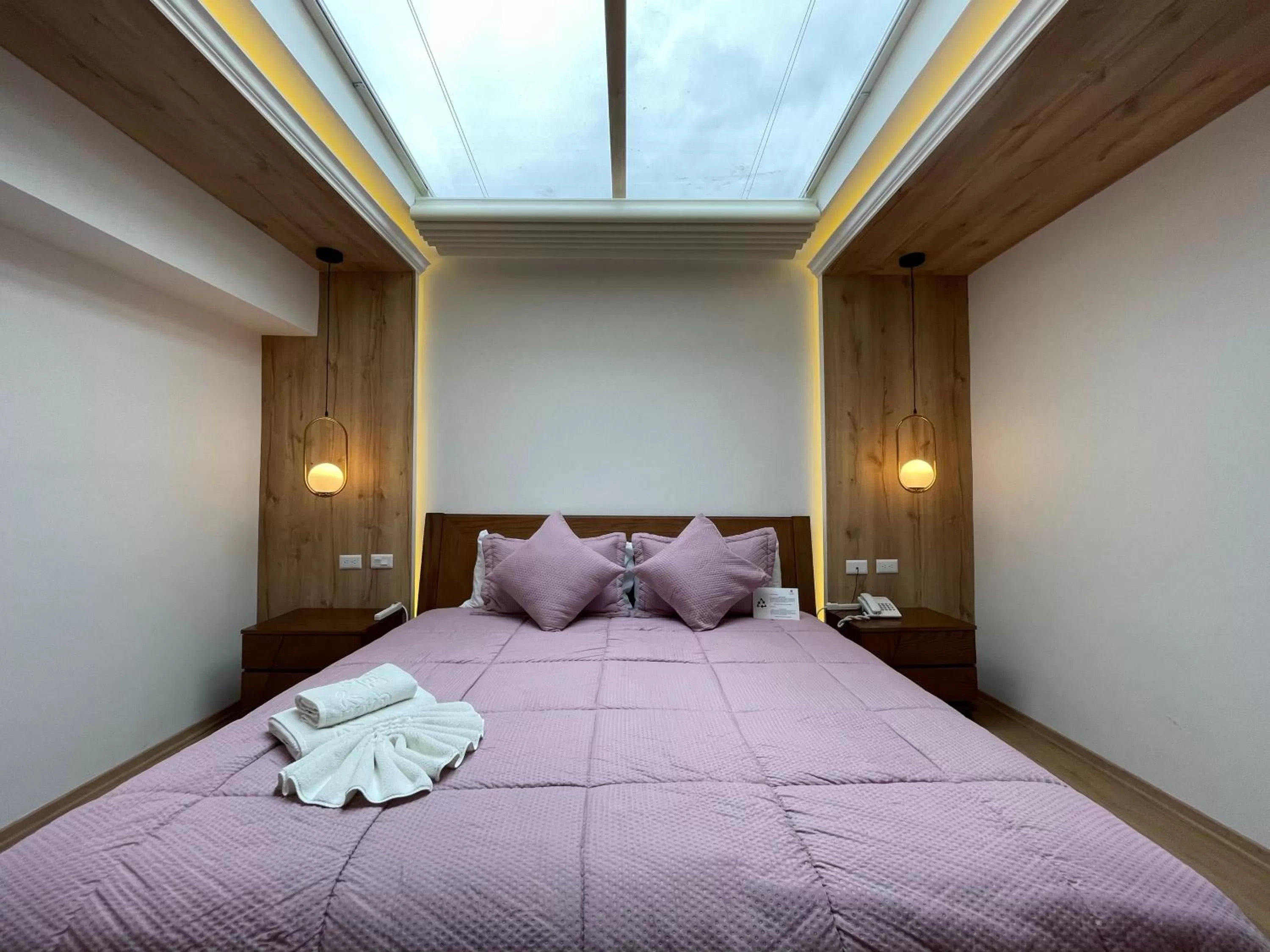 Photo of the whole room, Bed in Hotel Shalom