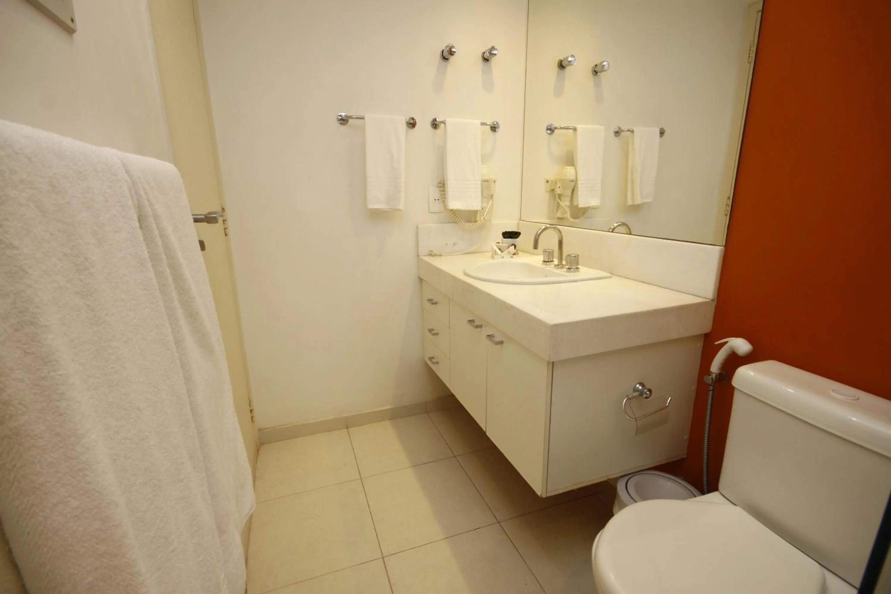 Bathroom in London Class Hotéis