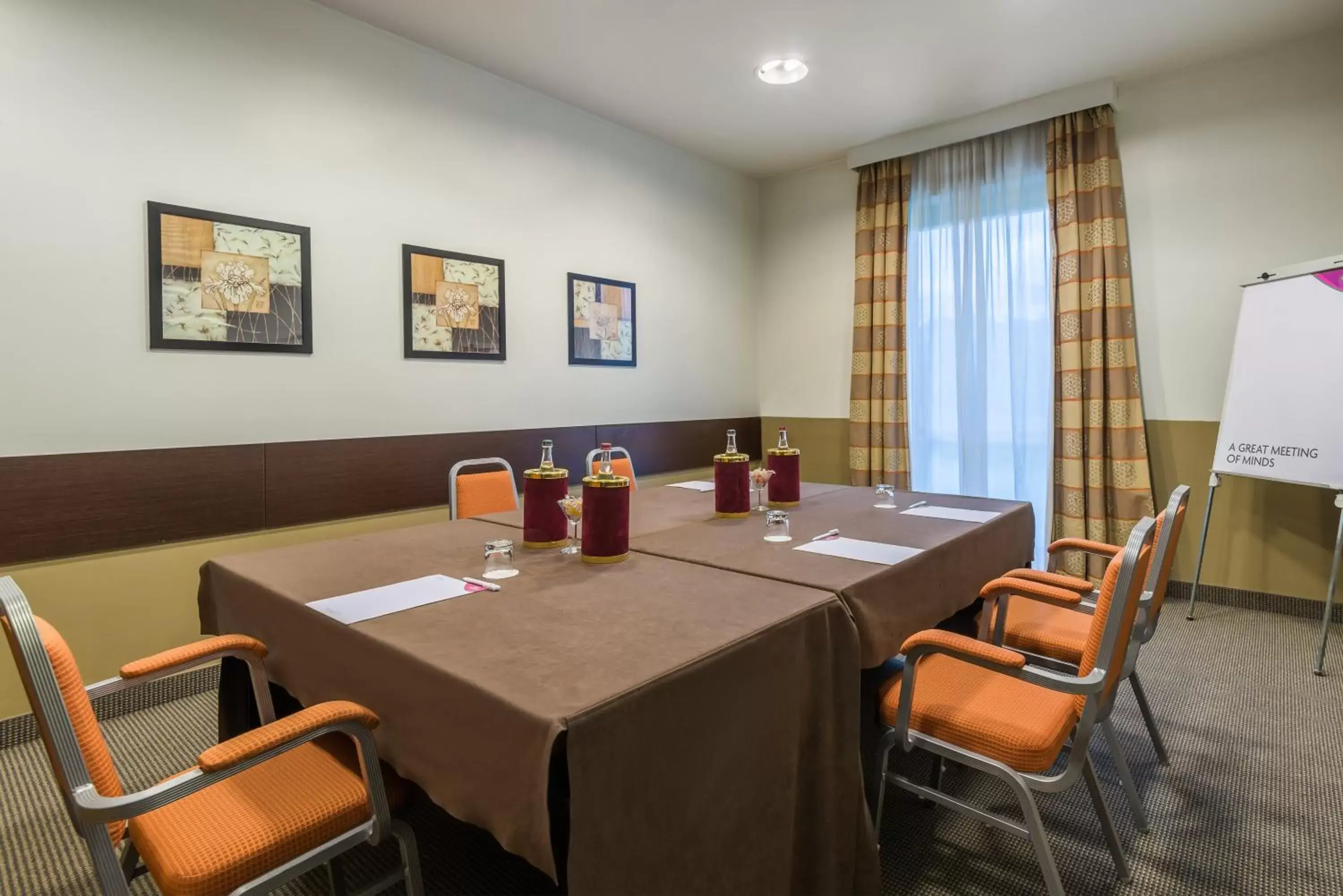 Meeting/conference room in Crowne Plaza Milan Malpensa Airport, an IHG Hotel