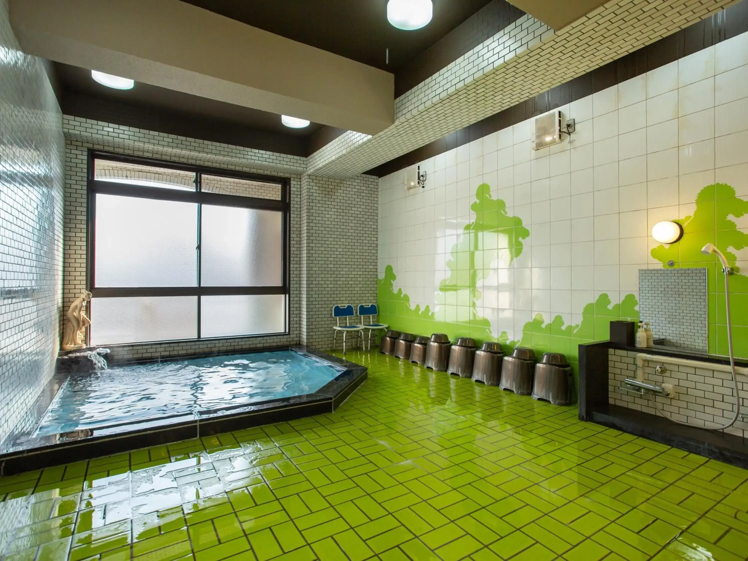 Public Bath in Kaneyoshi Ryokan Hotel