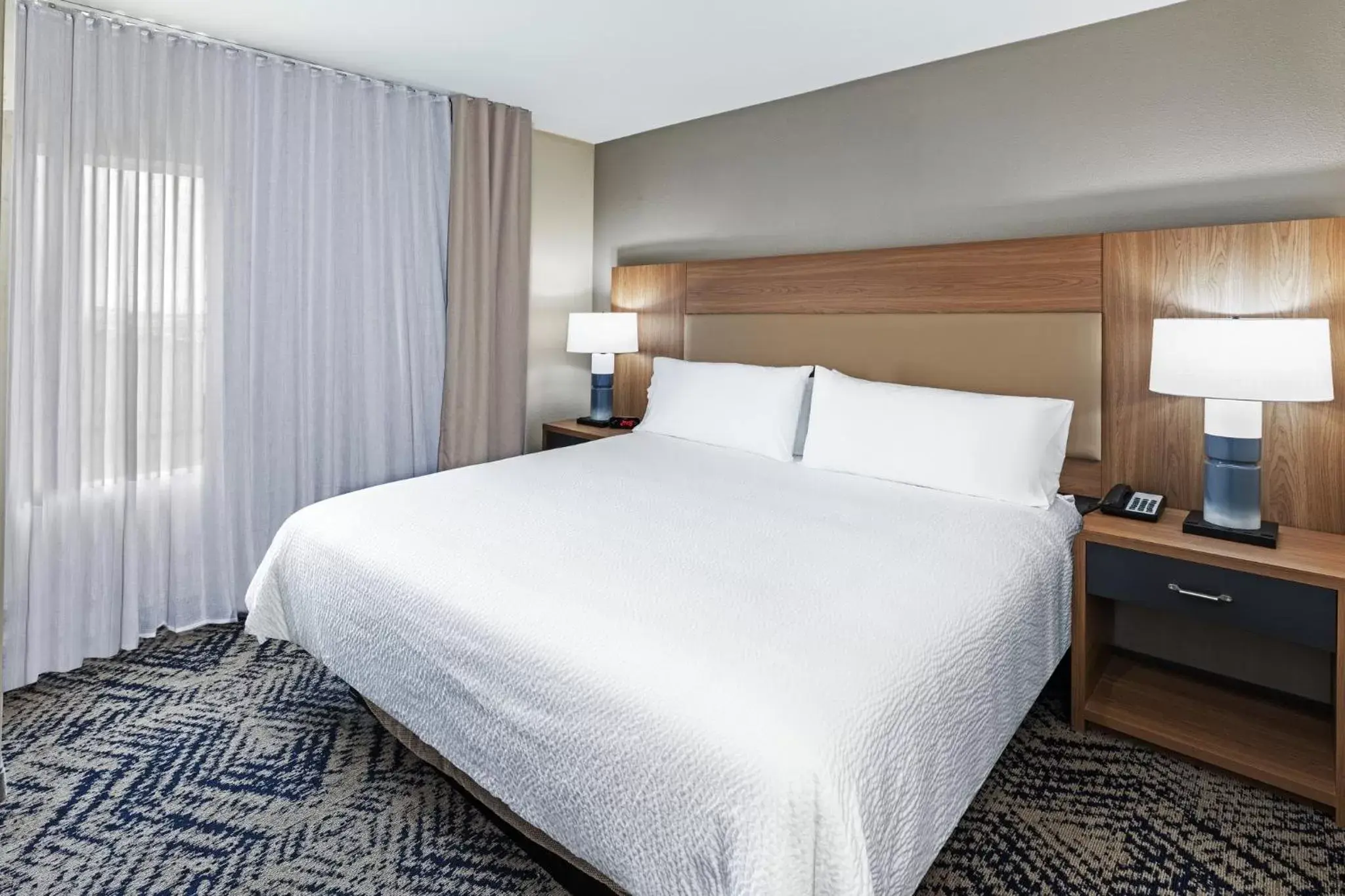 Photo of the whole room, Bed in Candlewood Suites DFW Airport North - Irving, an IHG Hotel