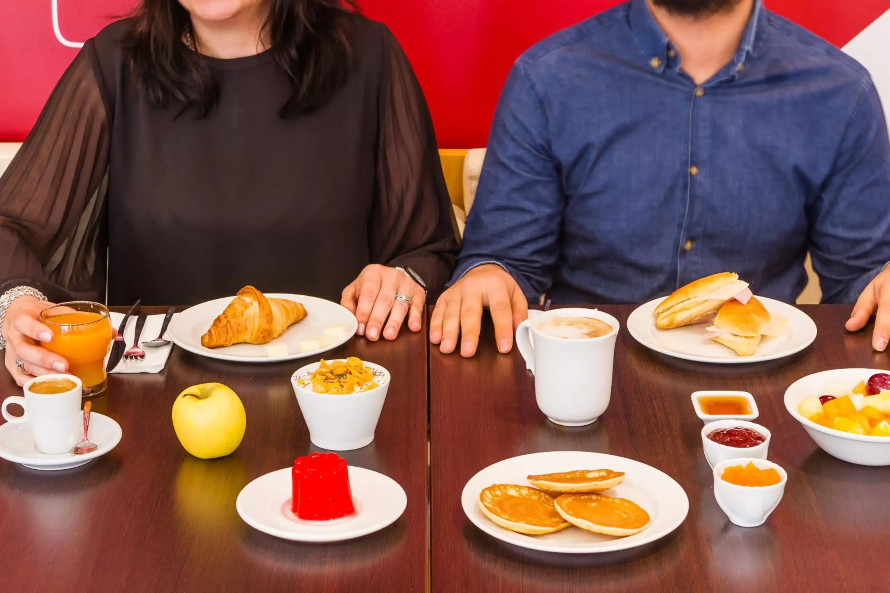 Breakfast in Hotel ibis Figueira Da Foz