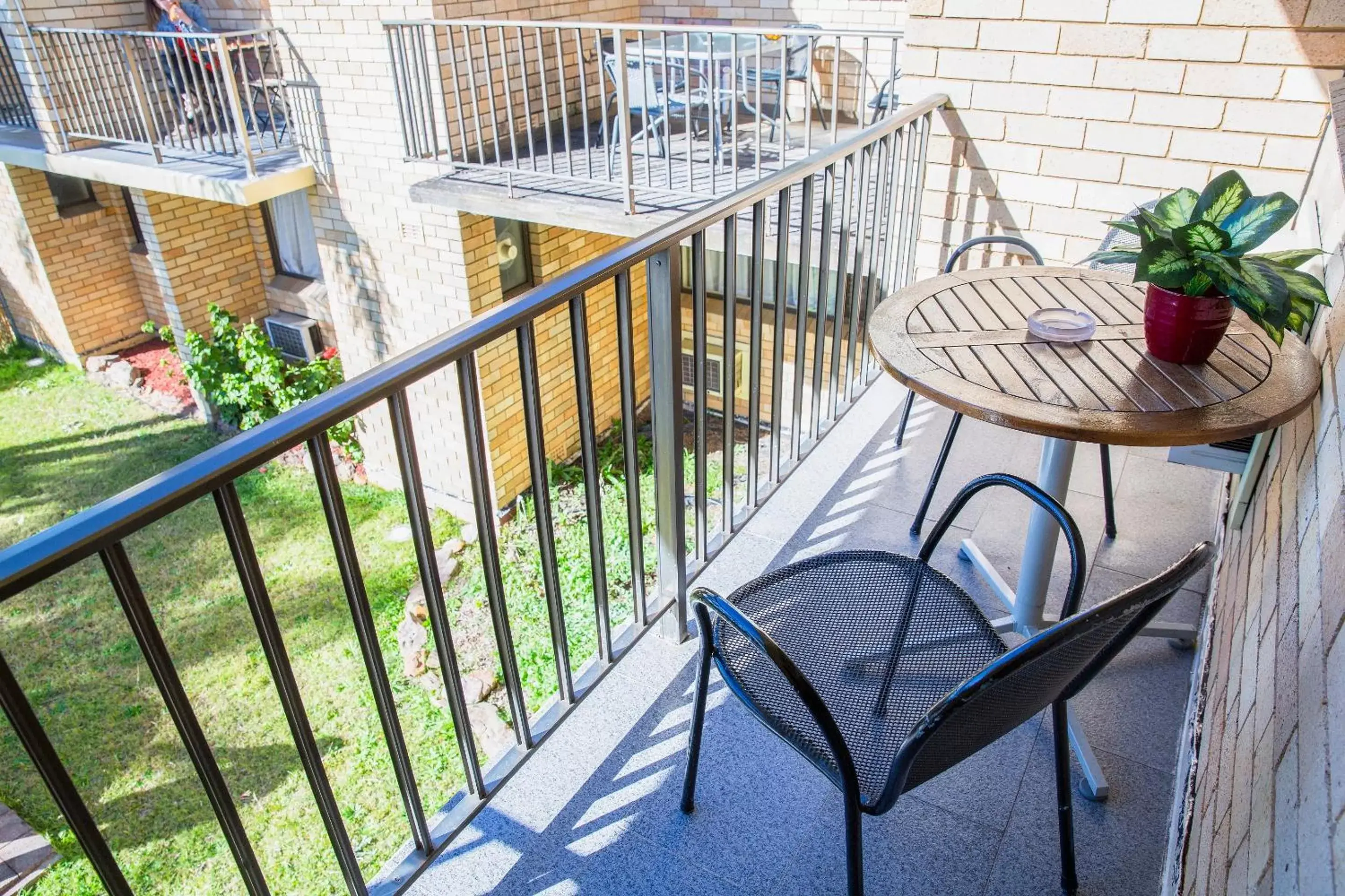 Balcony/Terrace in Ryde Inn