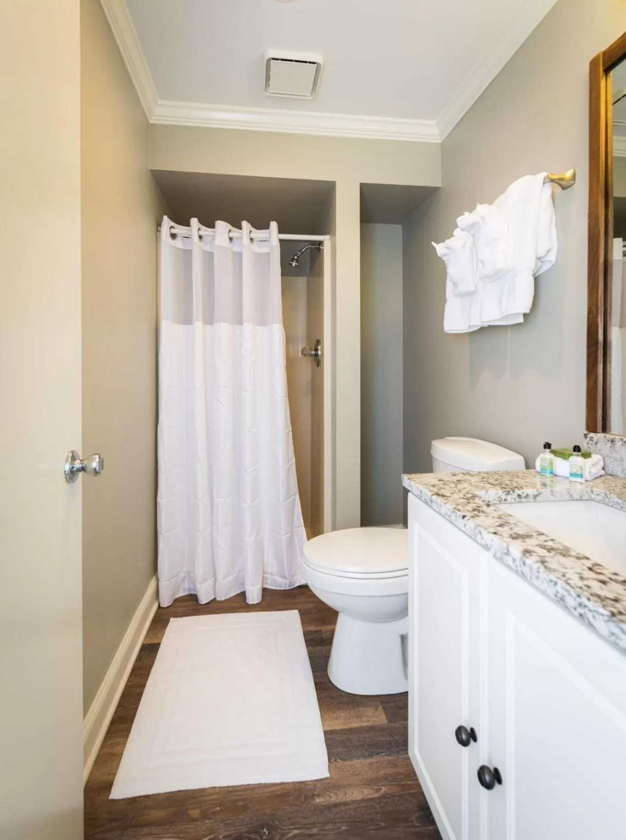 Bathroom in The VUE Boutique Hotel & Boathouse