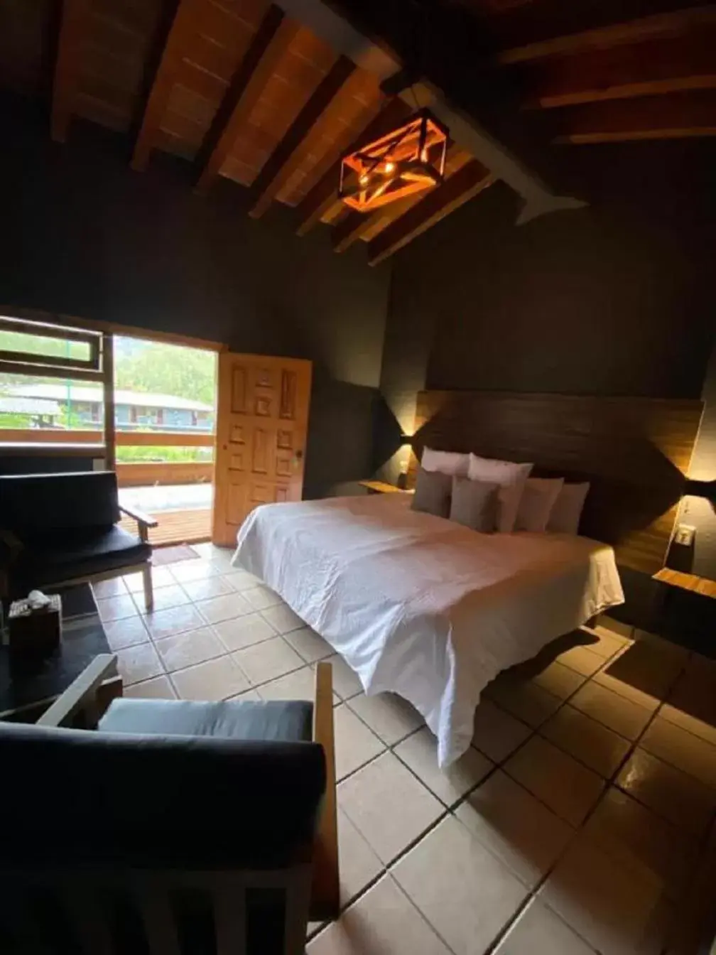 Photo of the whole room, Bed in San José Del Valle