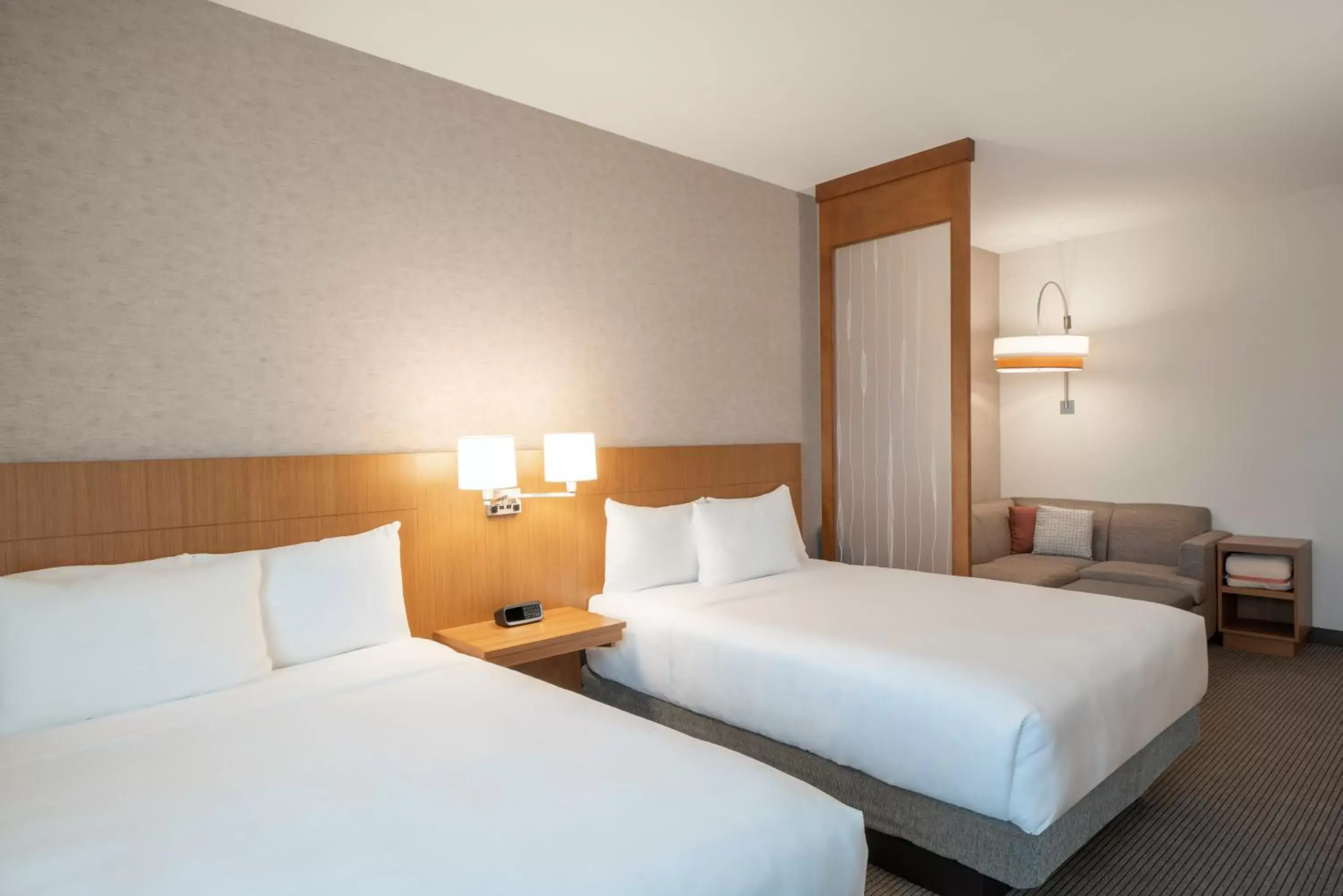 Bed in Hyatt Place Sandestin at Grand Blvd Bed in Hyatt Place Sandestin at Grand Blvd