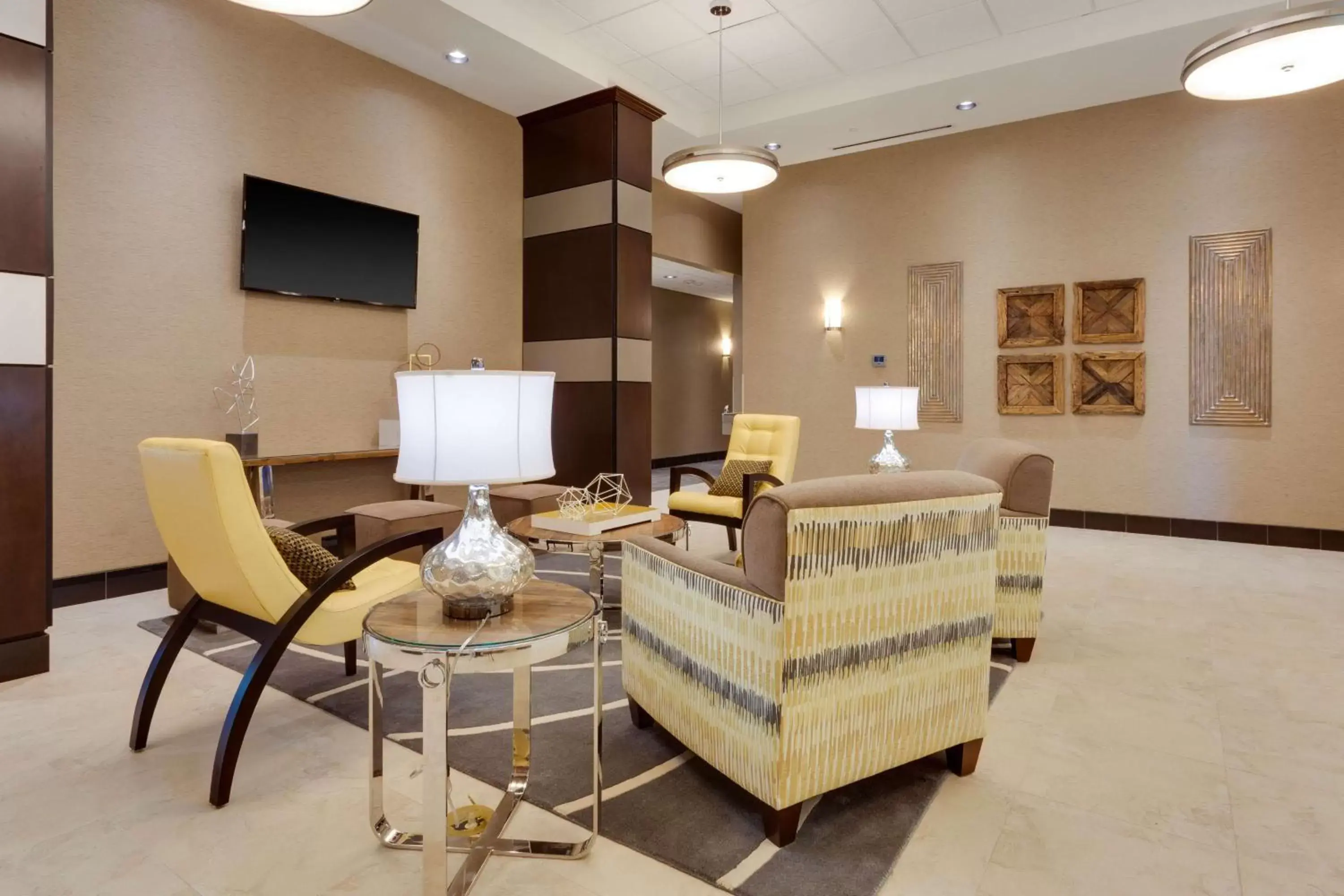 Lobby or reception, Seating Area in Drury Inn & Suites Dallas Frisco