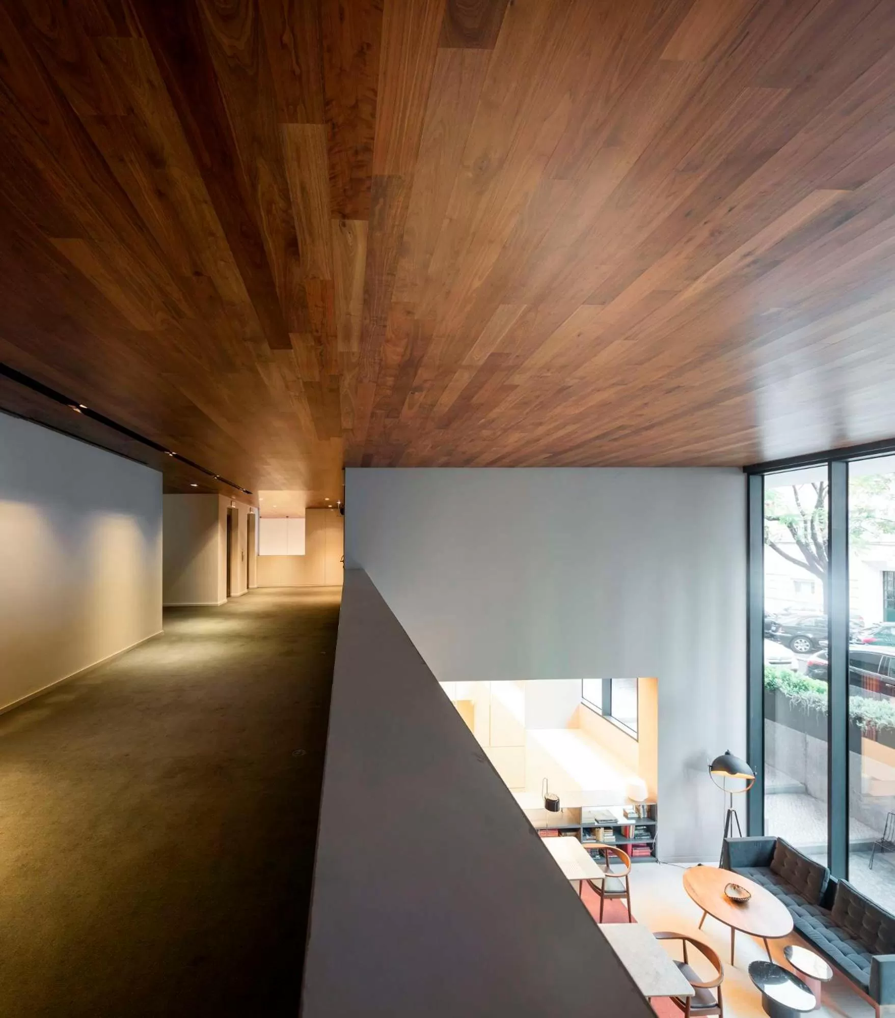 Restaurant/places to eat in Lux Lisboa Park