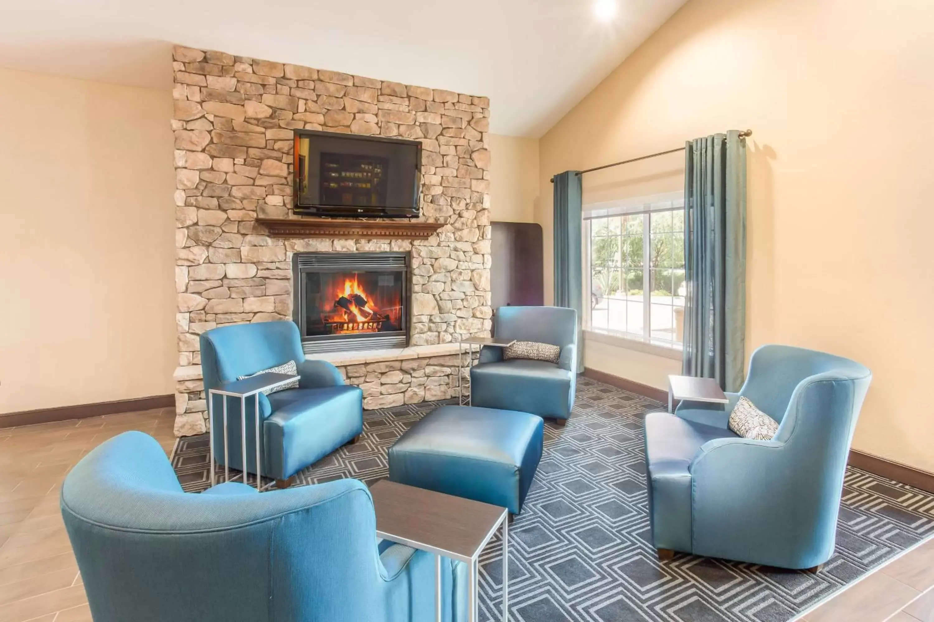 Lobby or reception, Seating Area in TownePlace Suites Tucson Airport