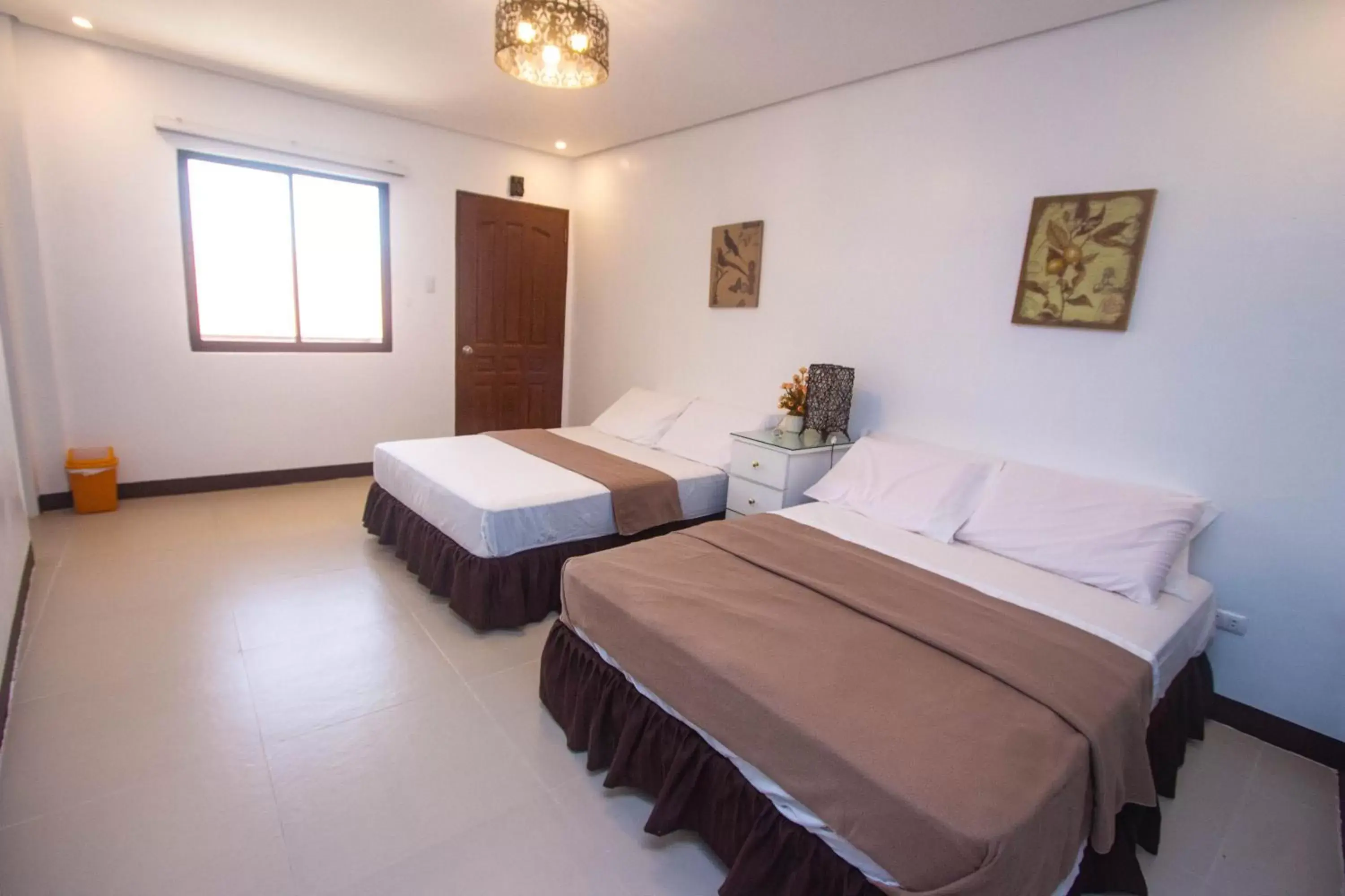 Deluxe Quadruple Room in Raya Del Sol Dive Resort Deluxe Quadruple Room in Raya Del Sol Dive Resort