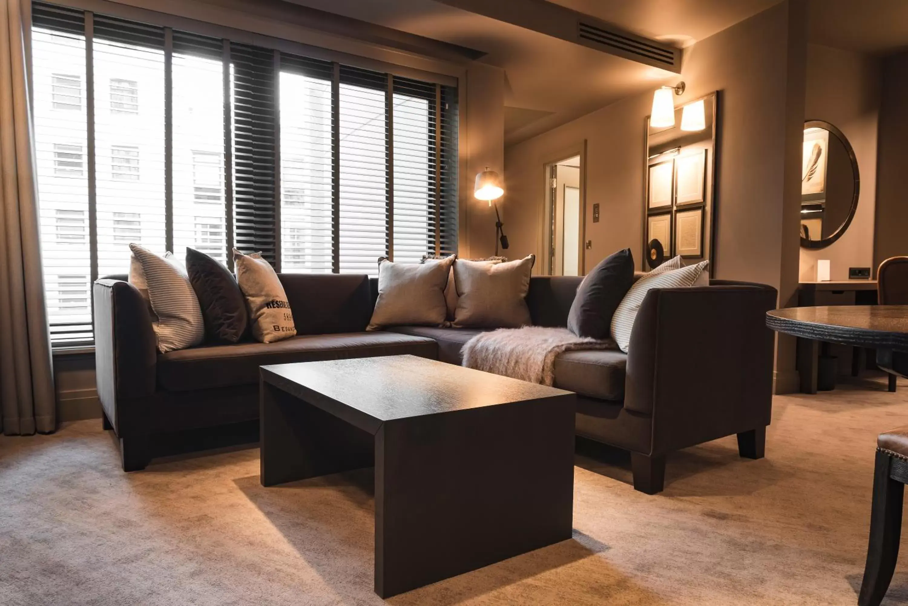 Living room, Seating Area in Dakota Leeds