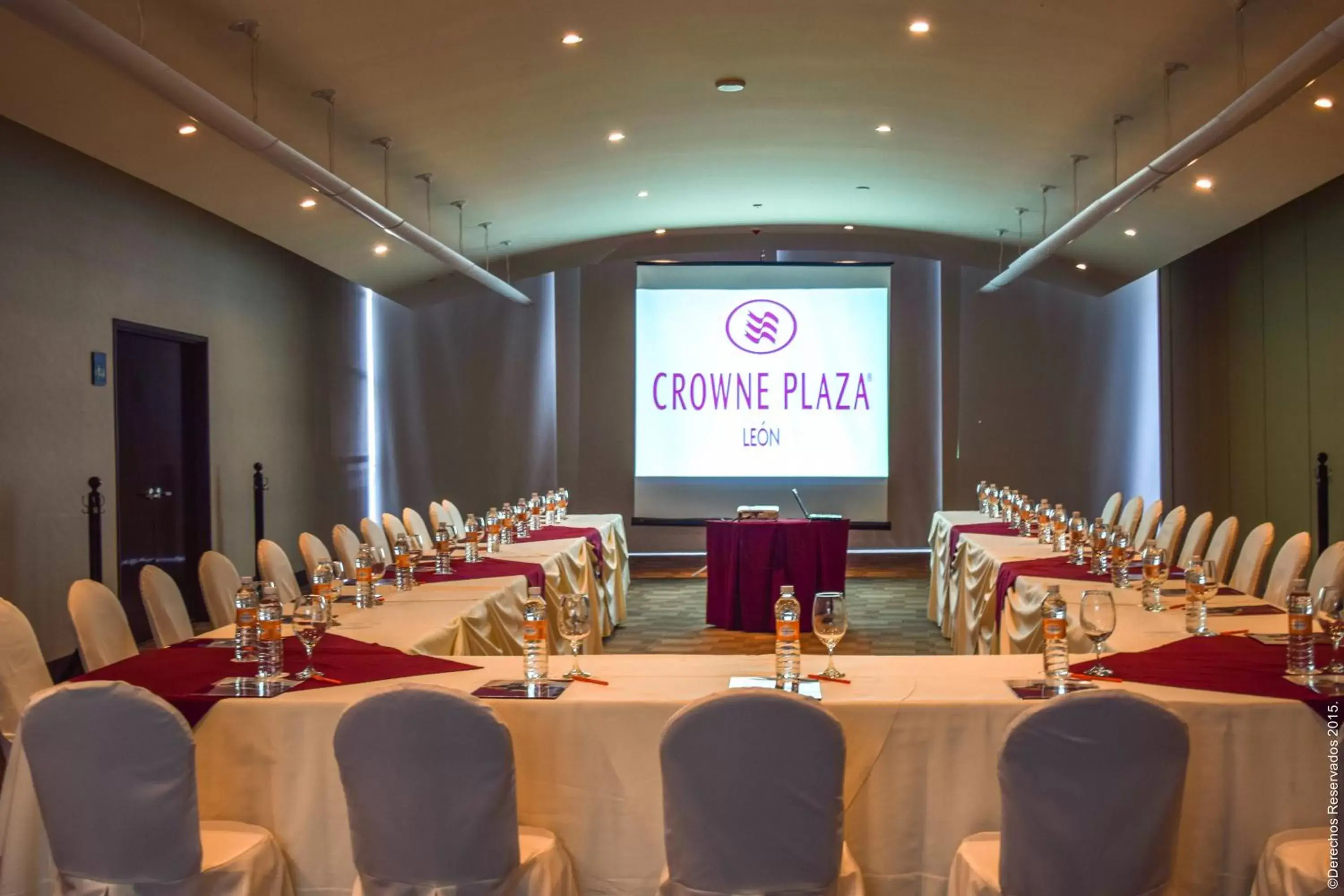 Meeting/conference room, Business Area/Conference Room in Crowne Plaza Leon, an IHG Hotel