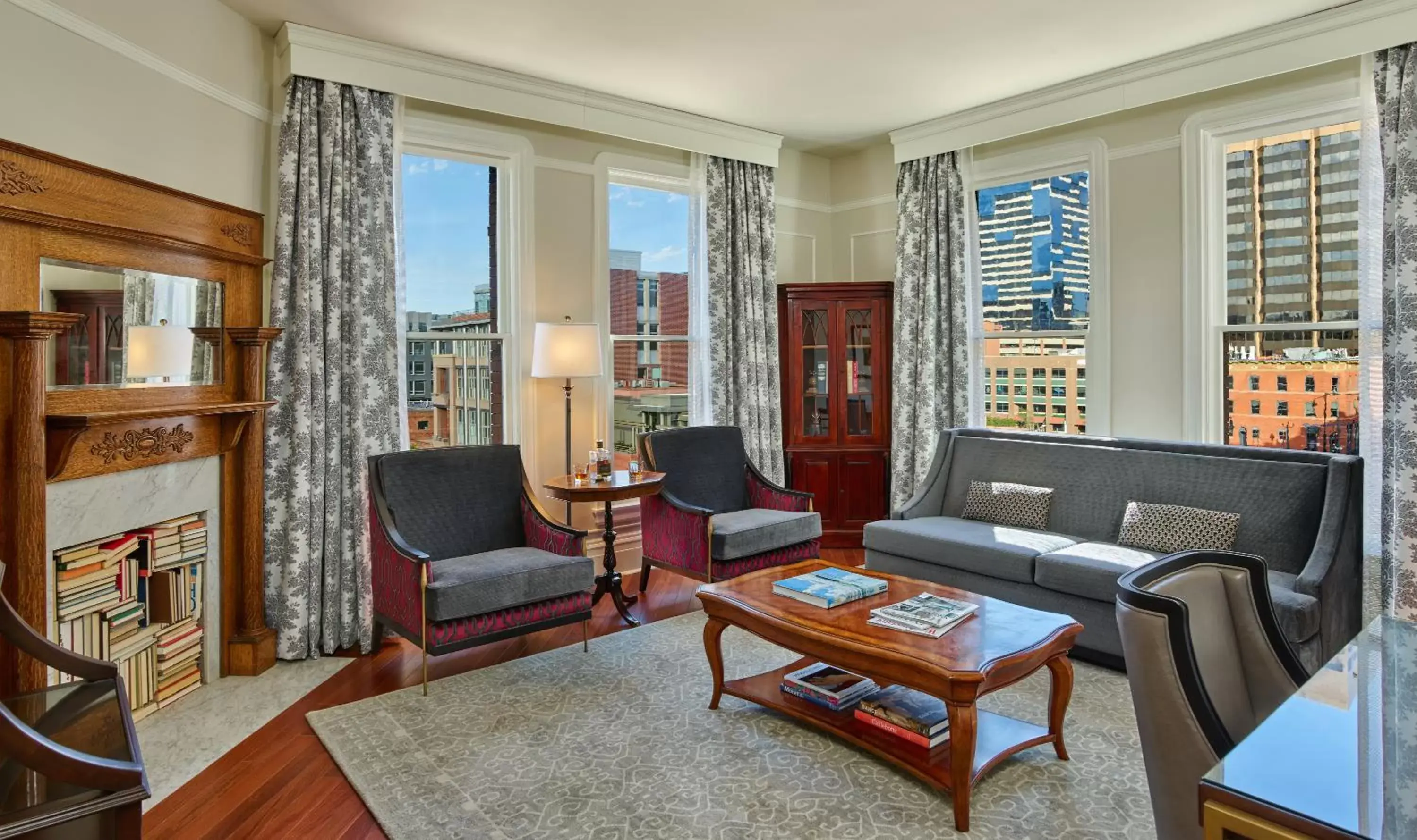 Living room in The Oxford Hotel