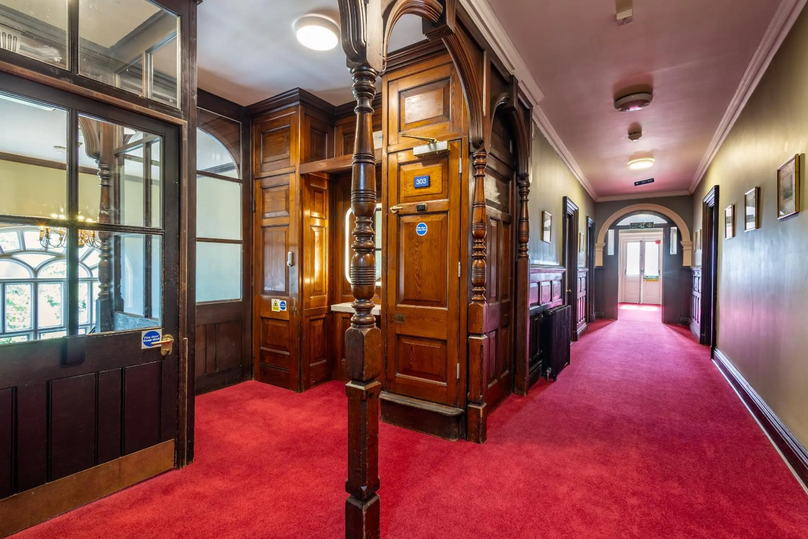 Facade/entrance in Palmers Lodge Swiss Cottage