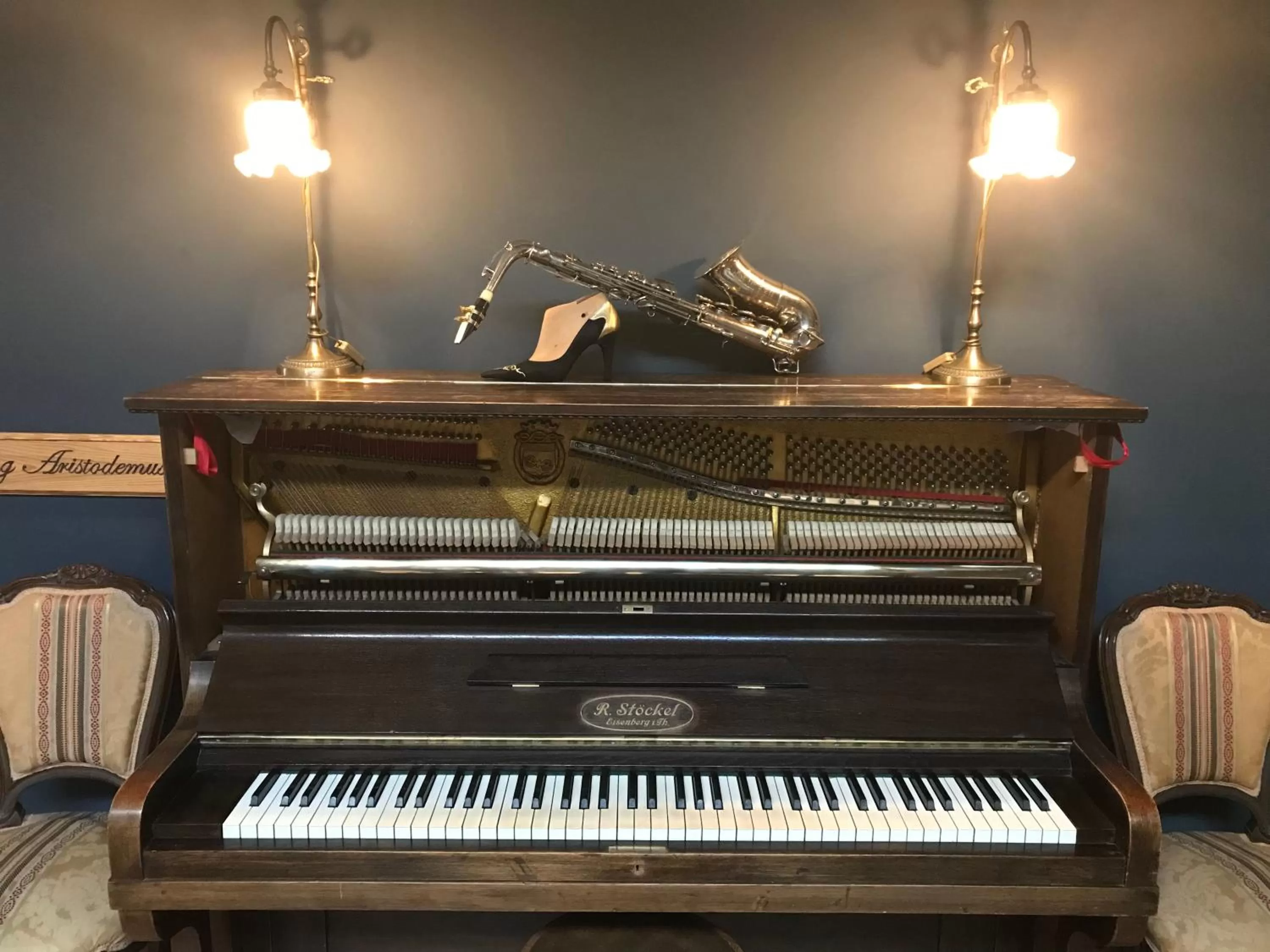 Property building in VASILIKON Hotel 1888 the past is present HISTORICAL PRESERVATION MONUMENT