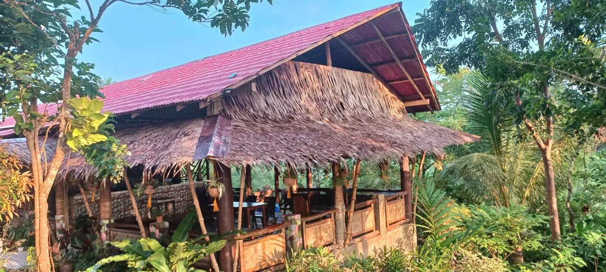 Restaurant/places to eat, Property Building in Erlittop Garden Eco Lodge