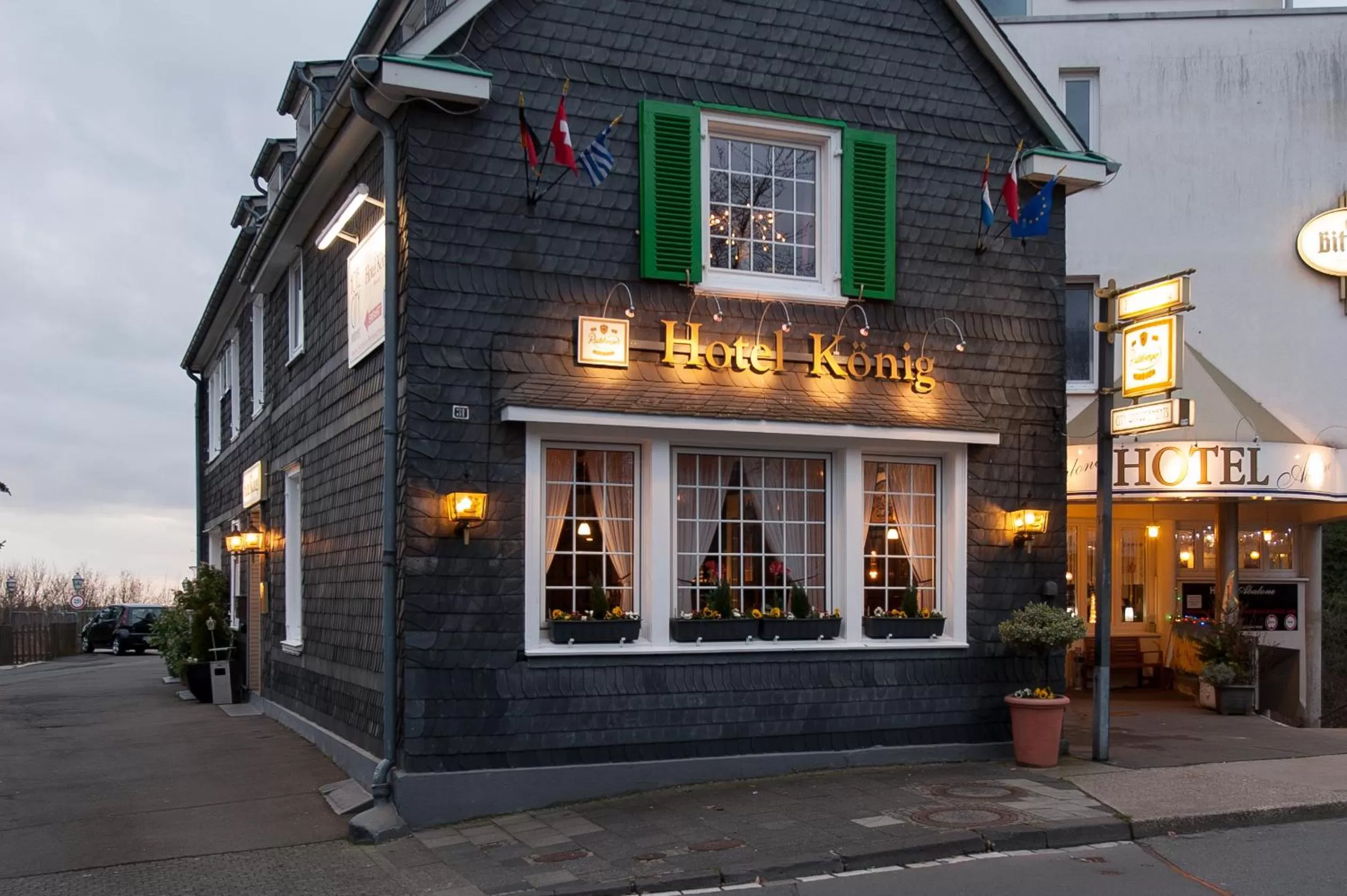 Facade/entrance in Hotel König