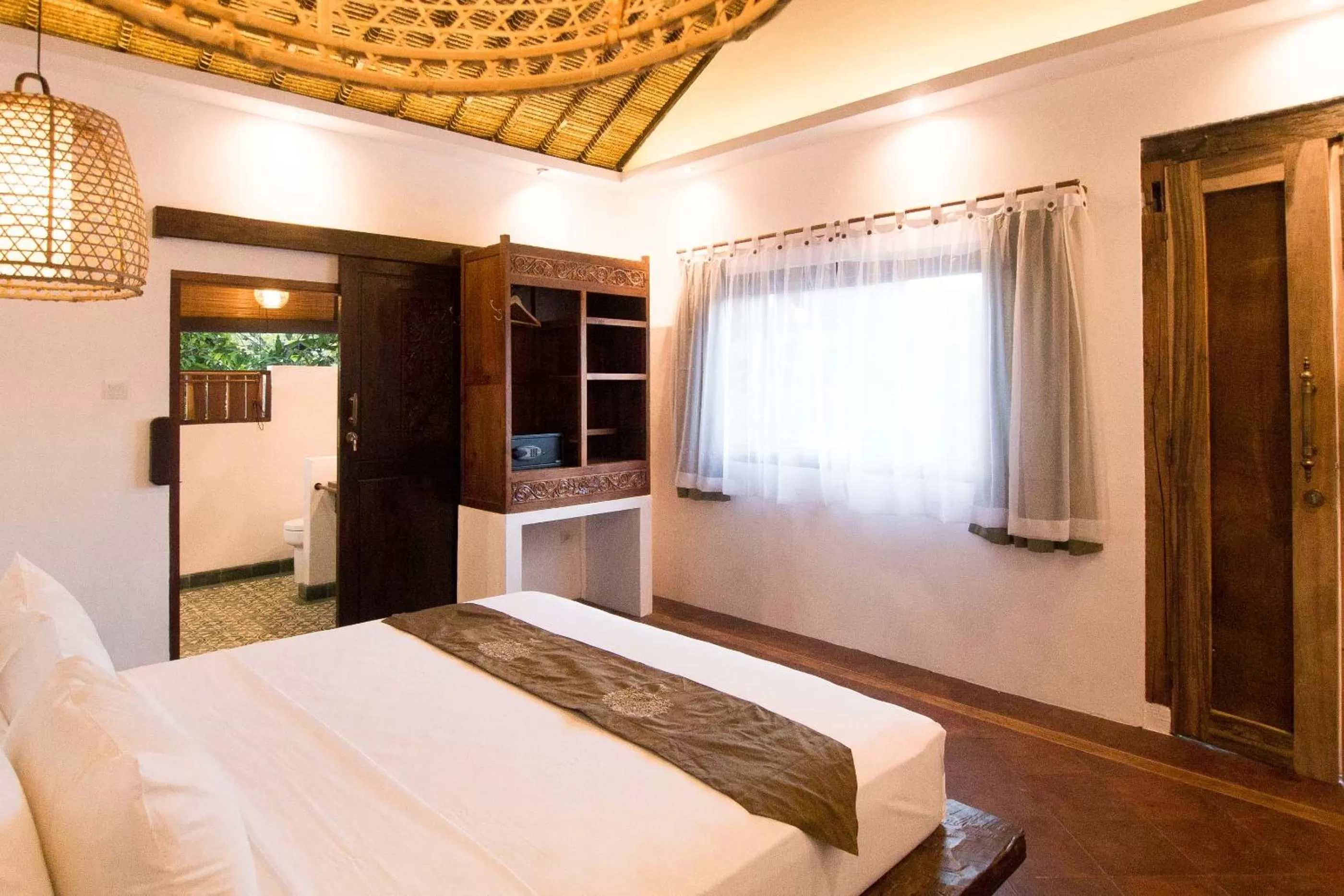 Bed in The Mandana Villa Gili Air