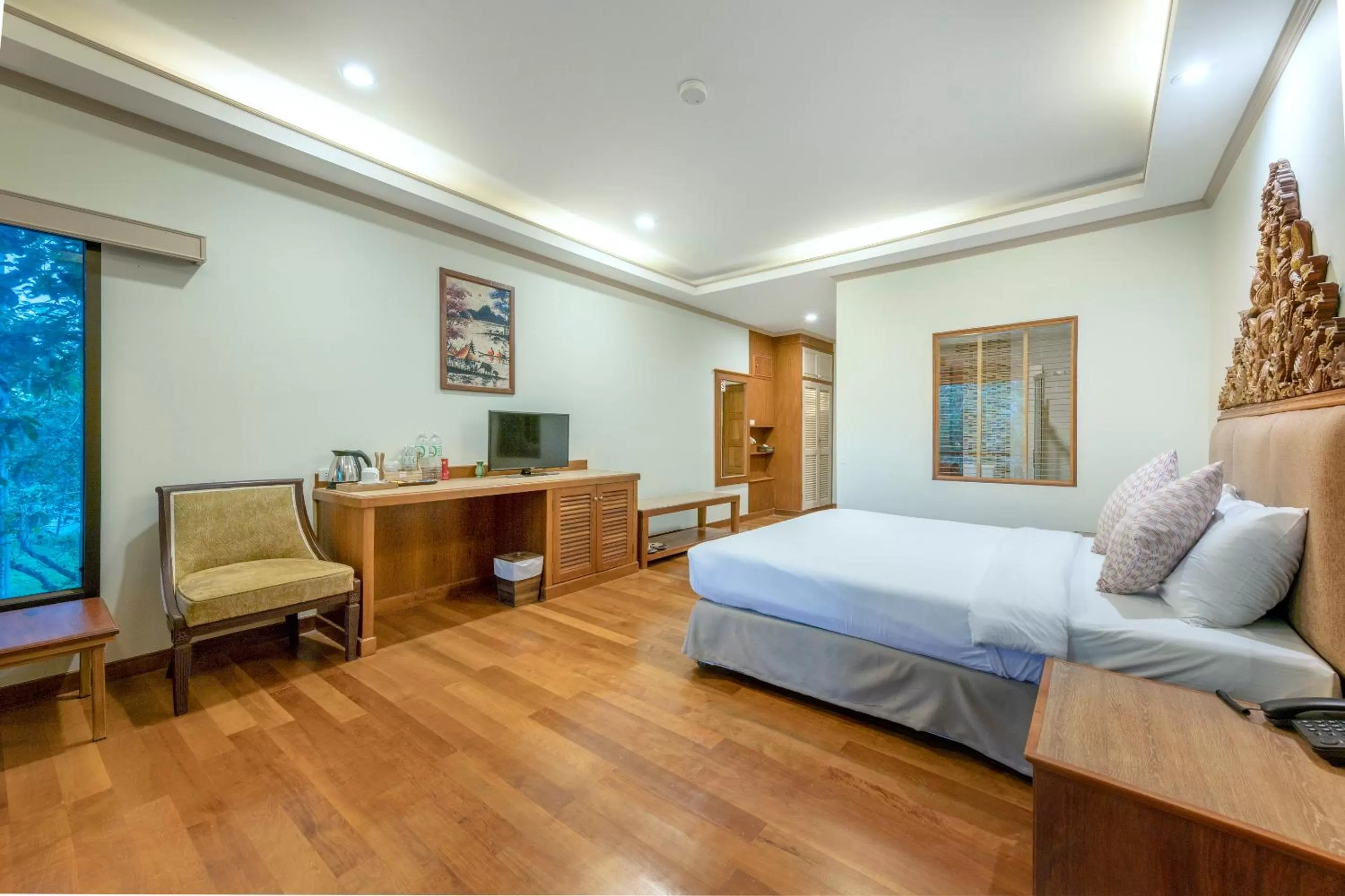 Bedroom, Bed in Vana Varin Resort