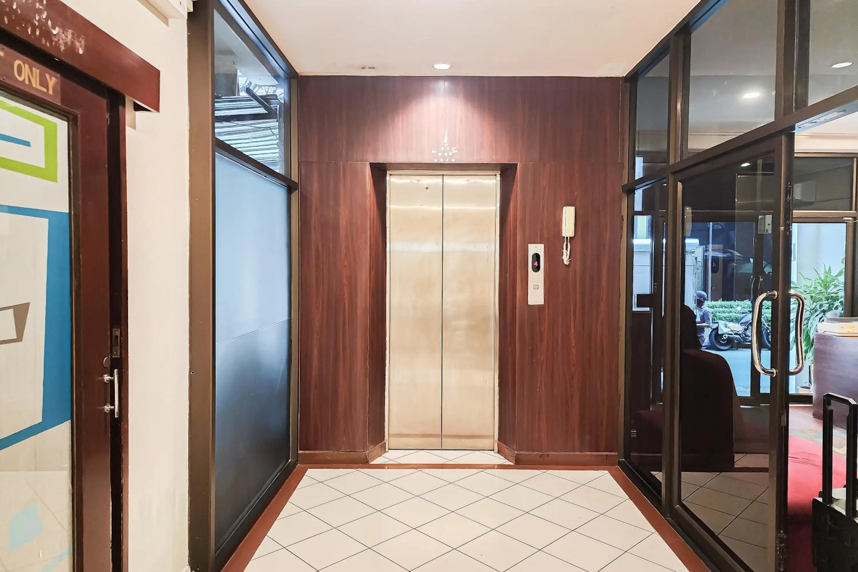 elevator in Cordia Residence Sathorn
