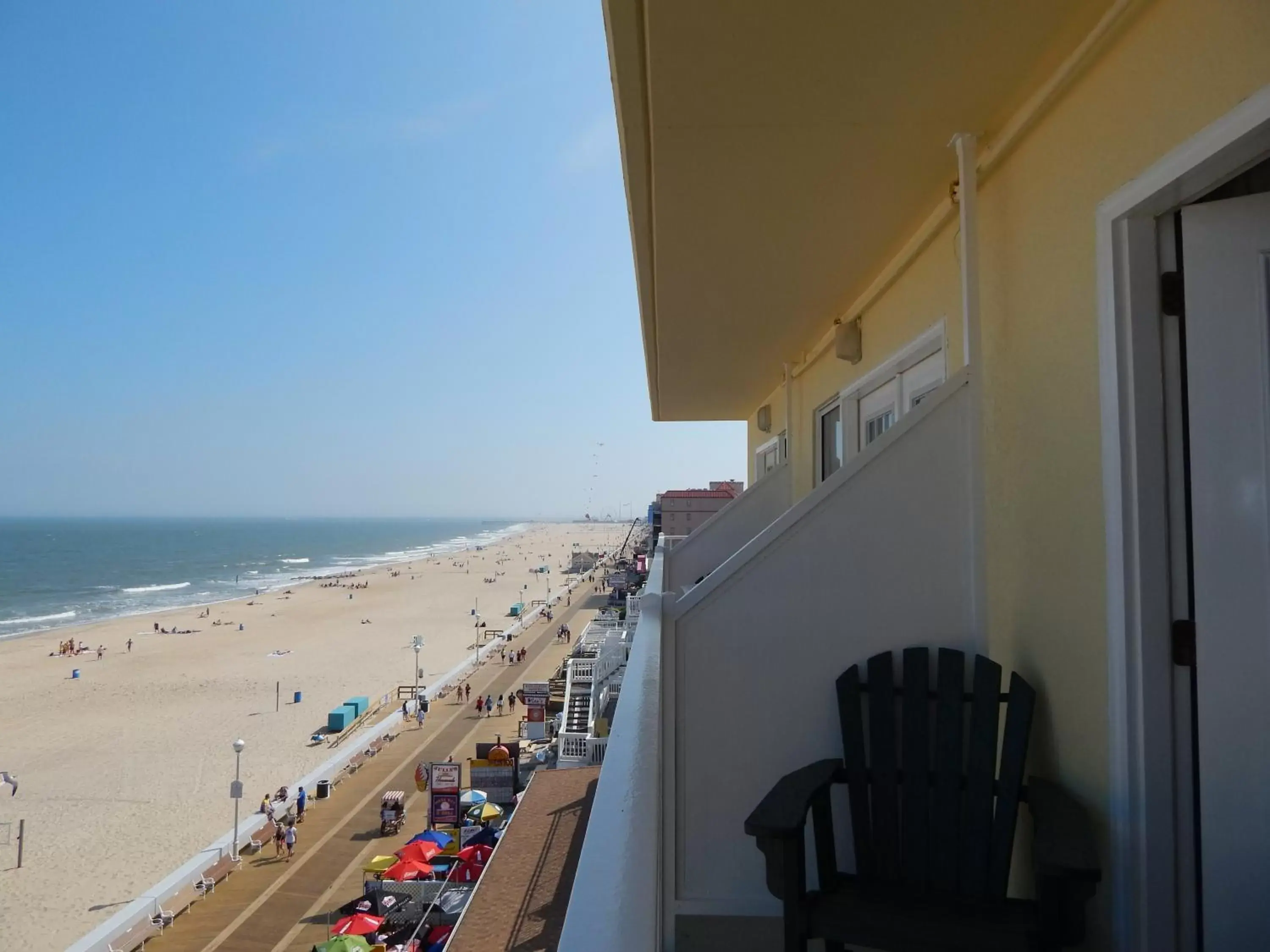 Patio, Balcony/Terrace in Howard Johnson Plaza by Wyndham Ocean City Oceanfront