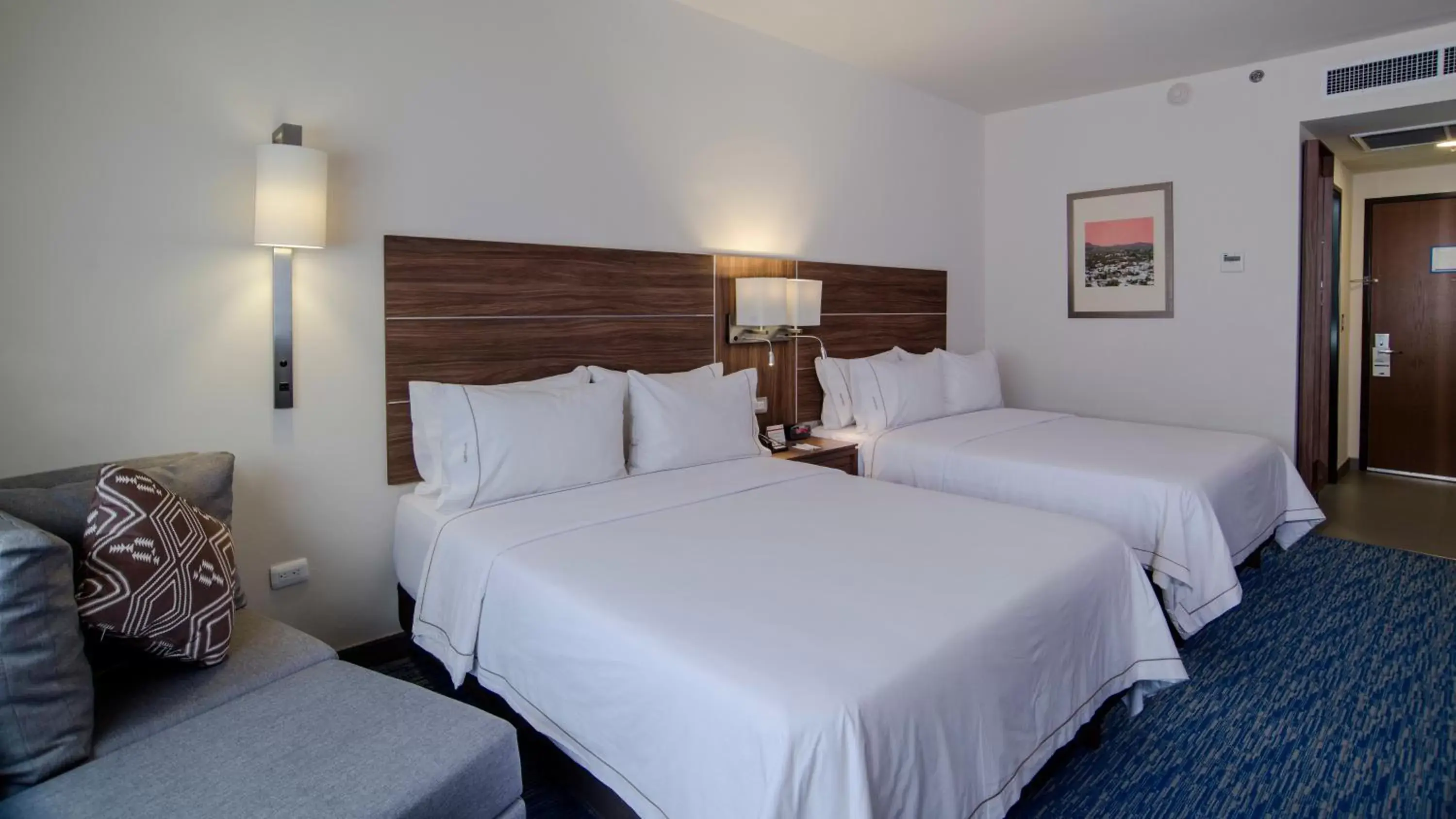 Photo of the whole room, Bed in Holiday Inn Express & Suites - Ciudad Obregon, an IHG Hotel