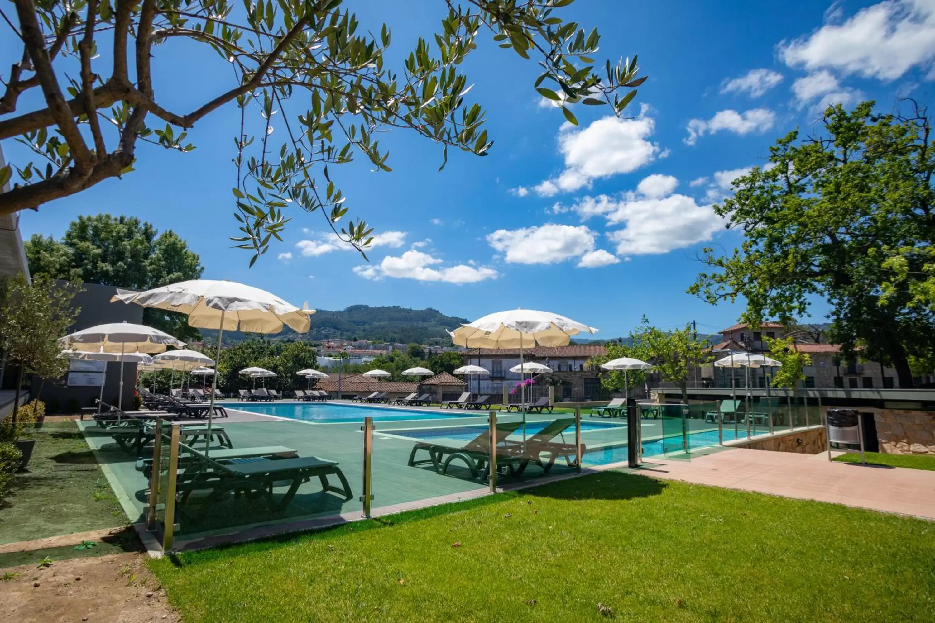 Garden, Swimming Pool in Luna Arcos Hotel Nature & Wellness