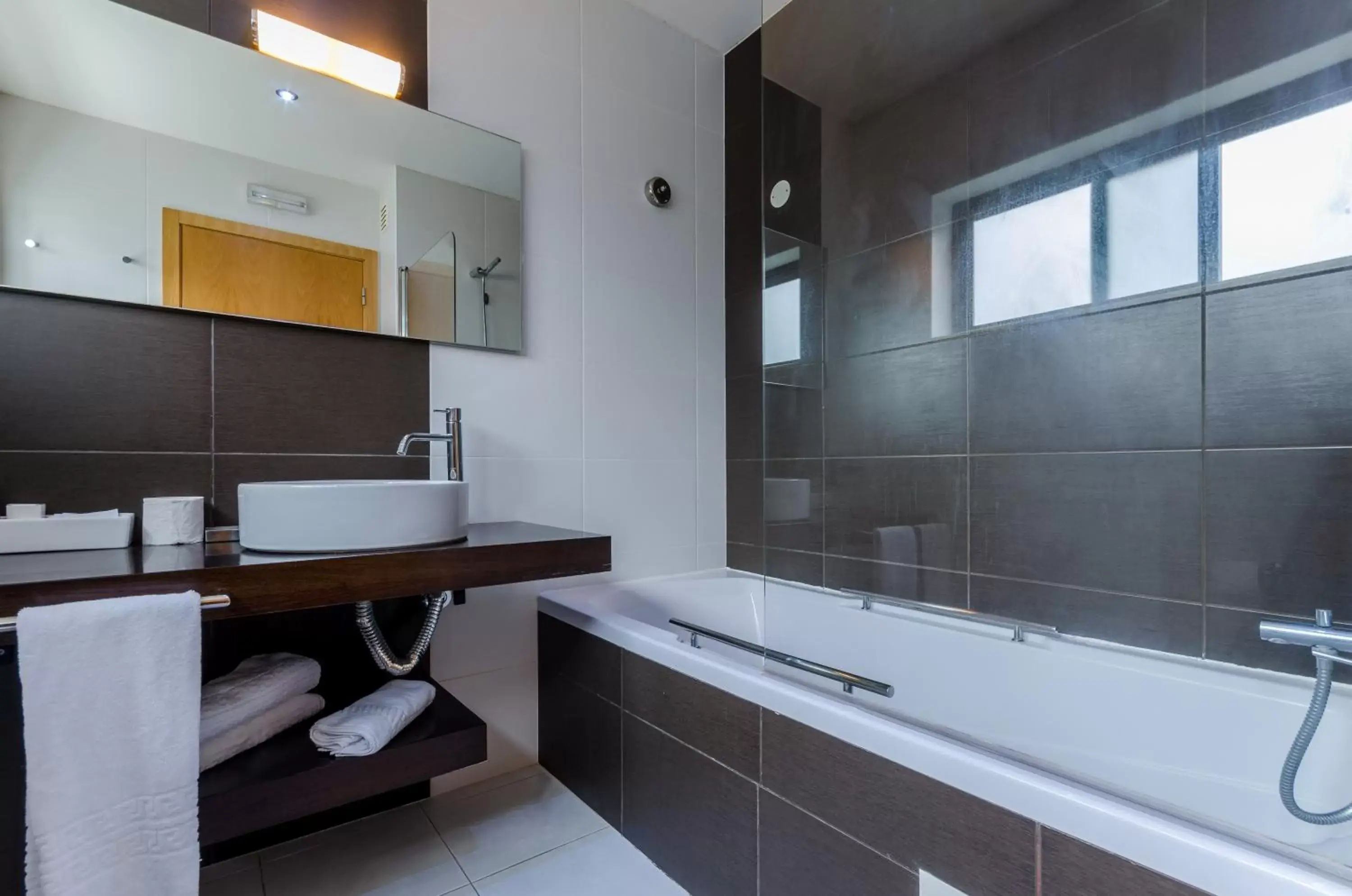 Toilet, Bathroom in Hotel Lido