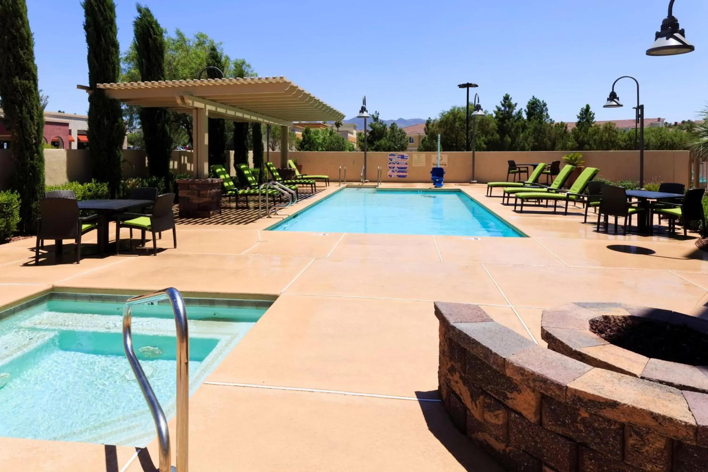 Pool view, Swimming Pool in Hampton Inn By Hilton - Suites Las Vegas South