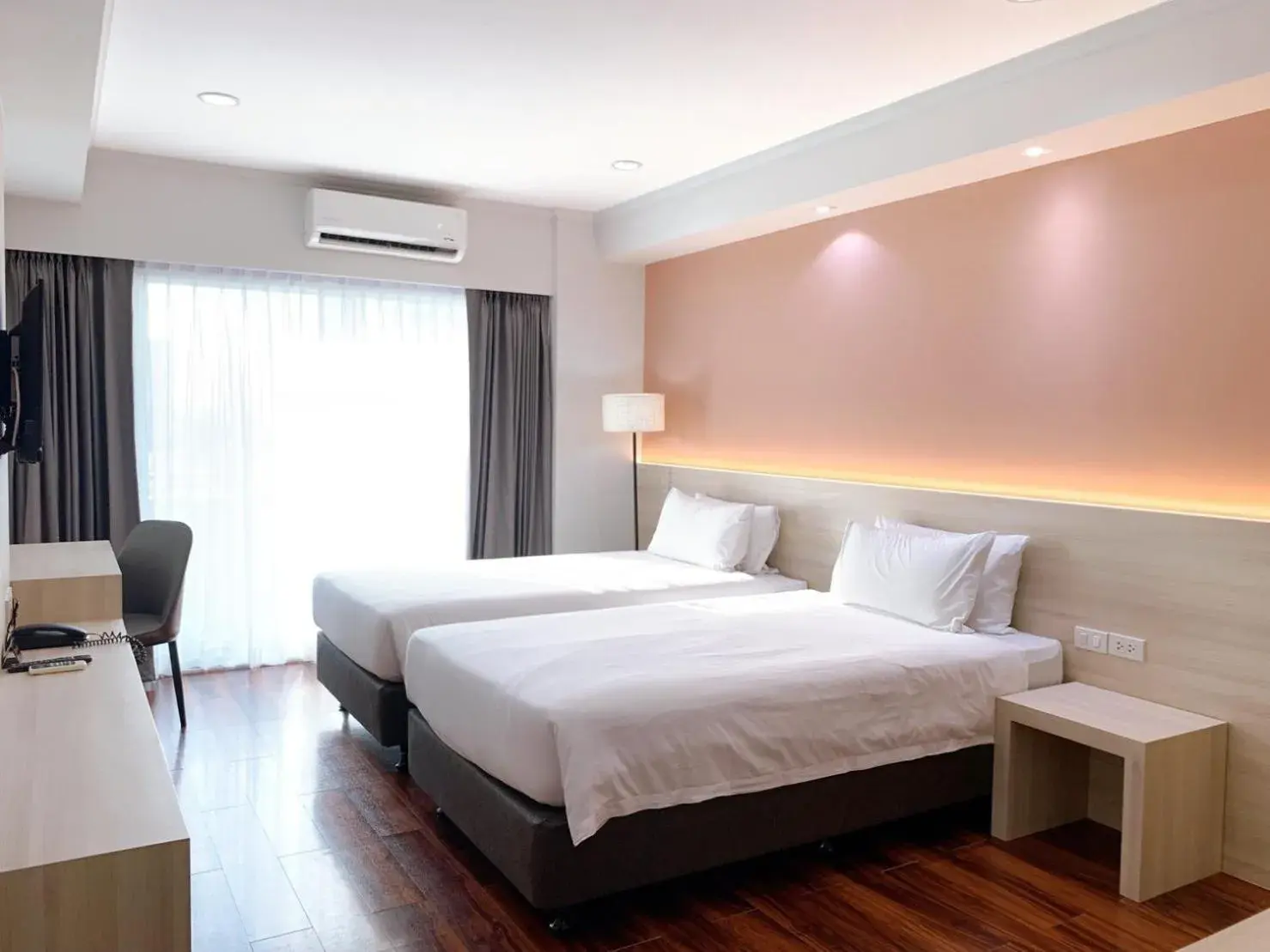 Bed in Miloft Sathorn Hotel - SHA Plus Certified