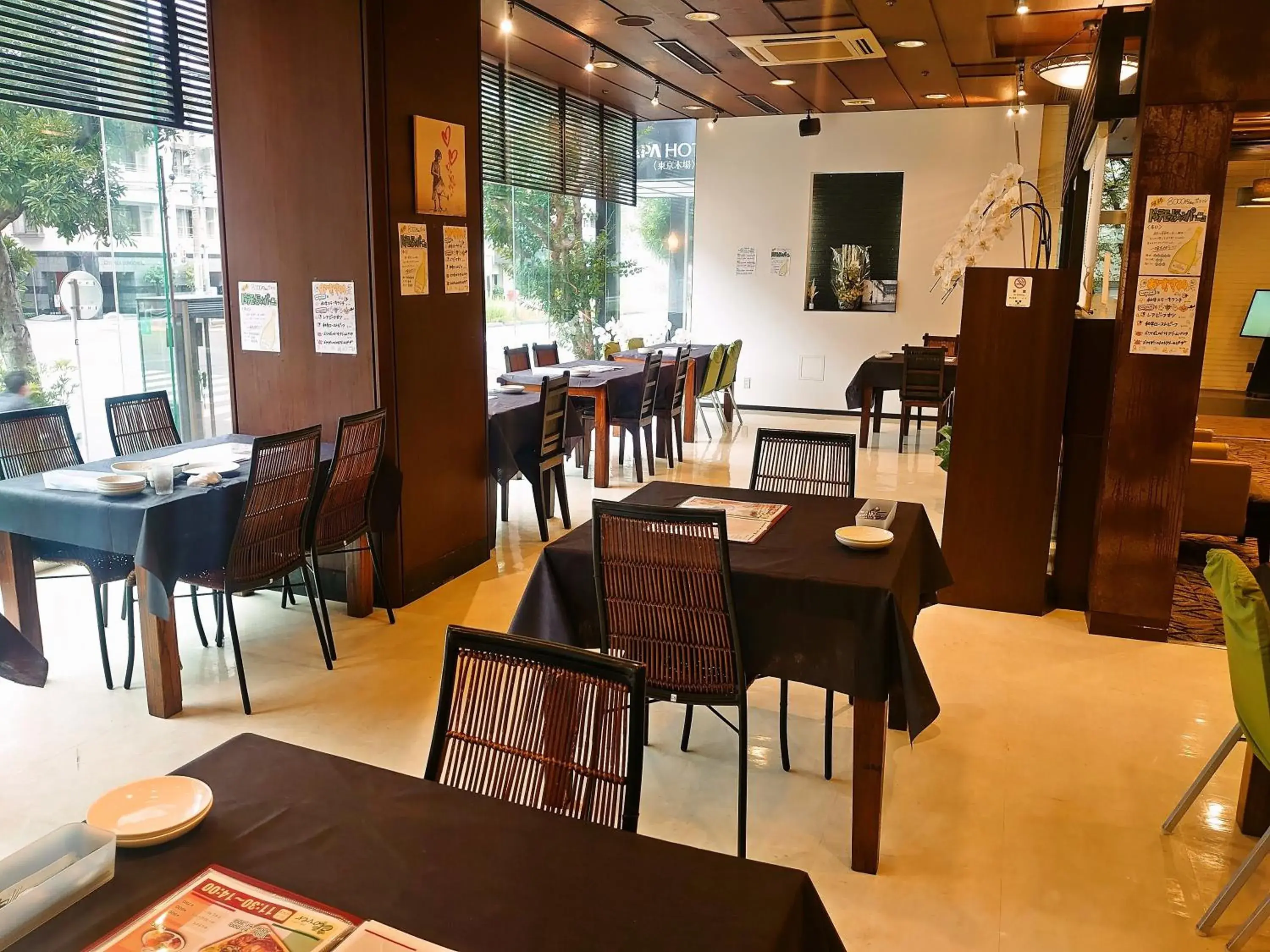 Restaurant/Places to Eat in APA Hotel Tokyo Kiba