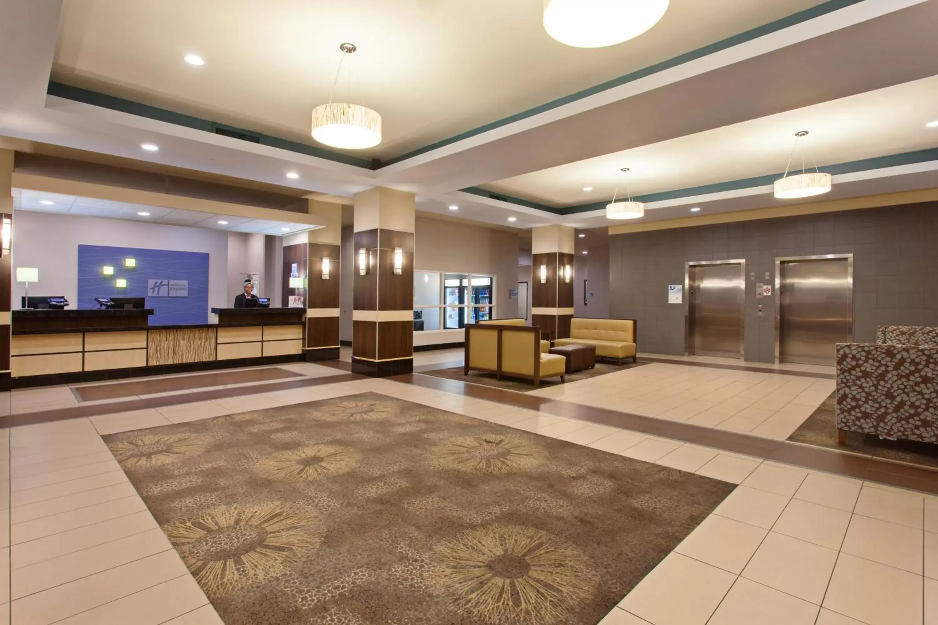 Lobby or reception, Lobby/Reception in Holiday Inn Express & Suites Tacoma Downtown, an IHG Hotel
