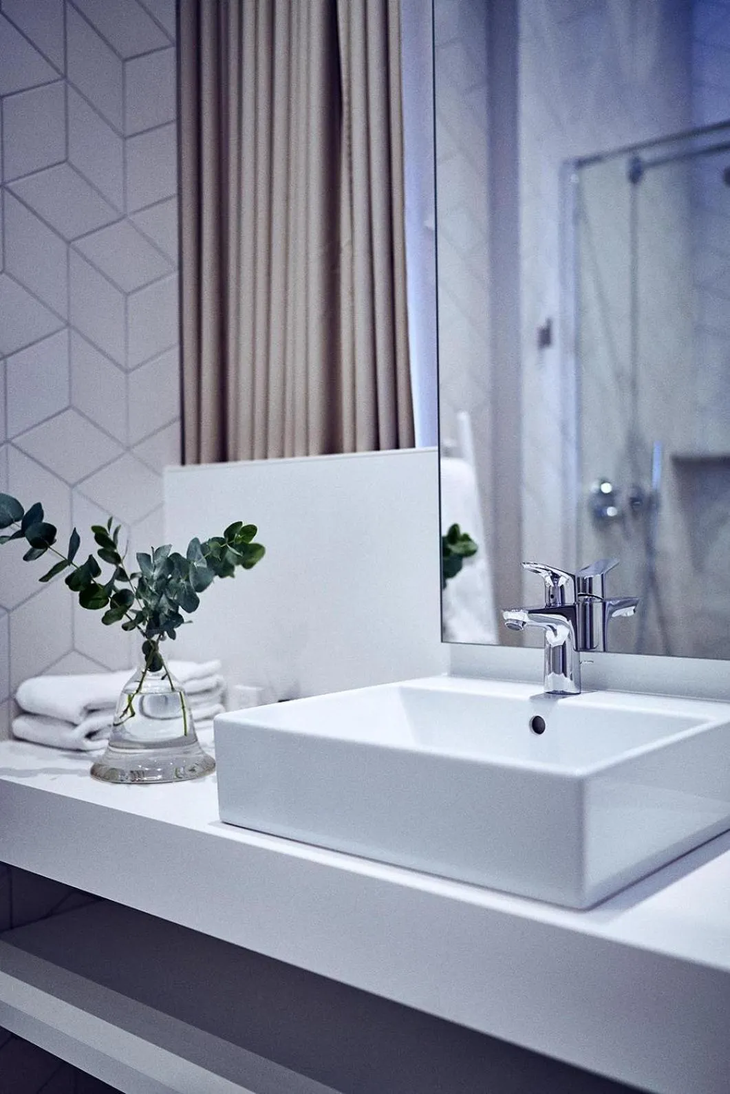 Shower in Maison Nô - Hôtel et Rooftop