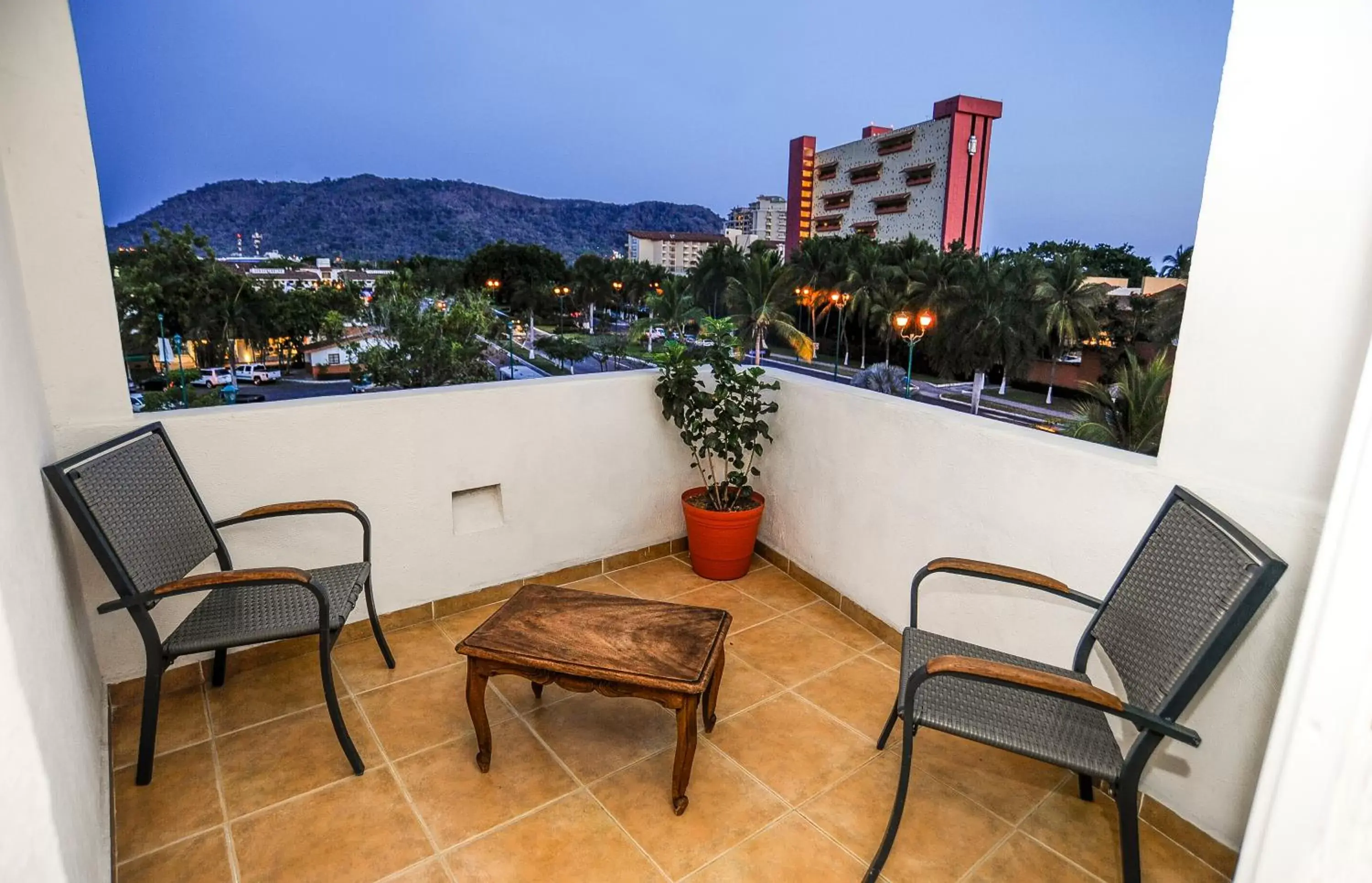 Balcony/Terrace in Hotel Suites Ixtapa Plaza