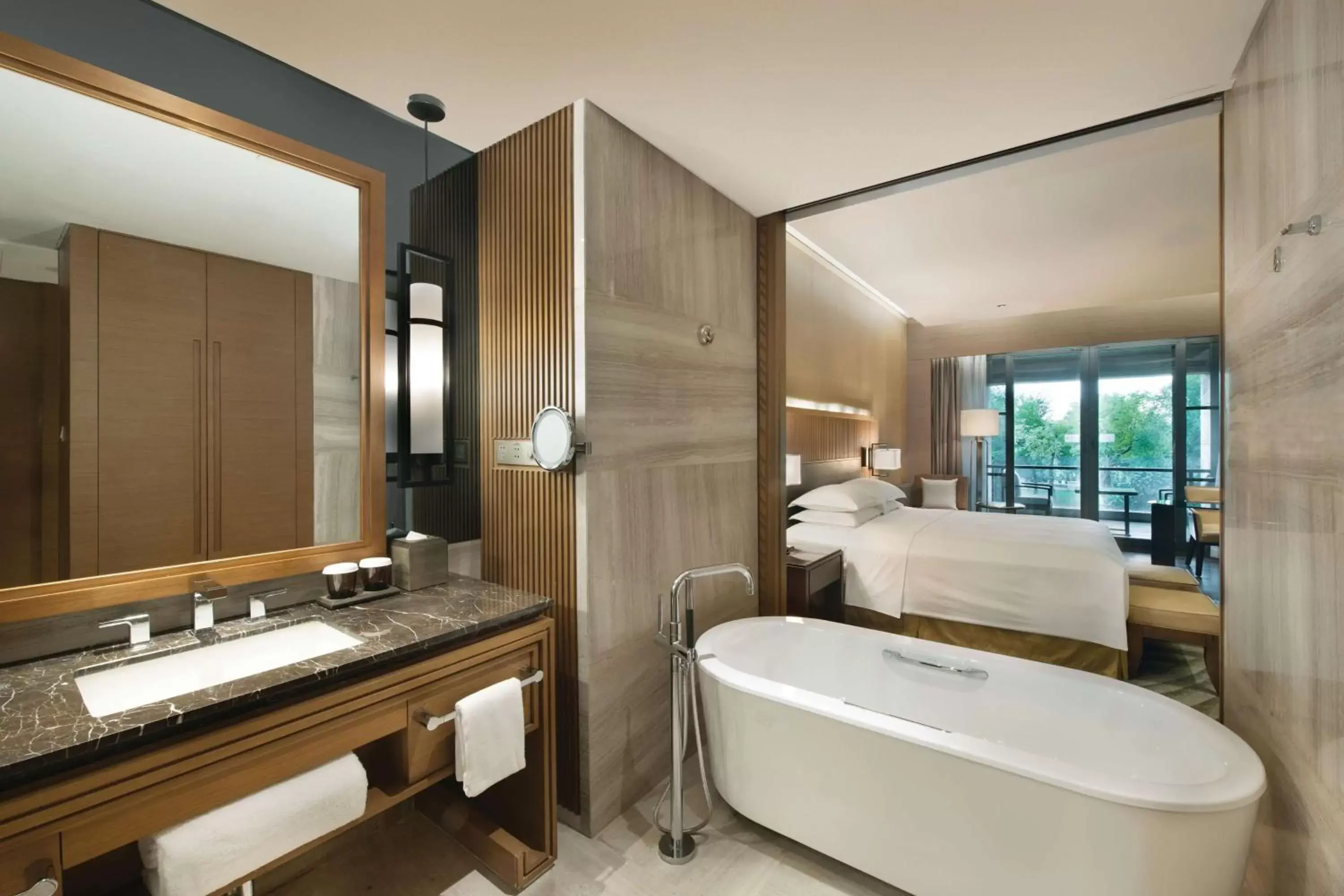 View (from property/room), Bathroom in Hilton Wuhan Optics Valley