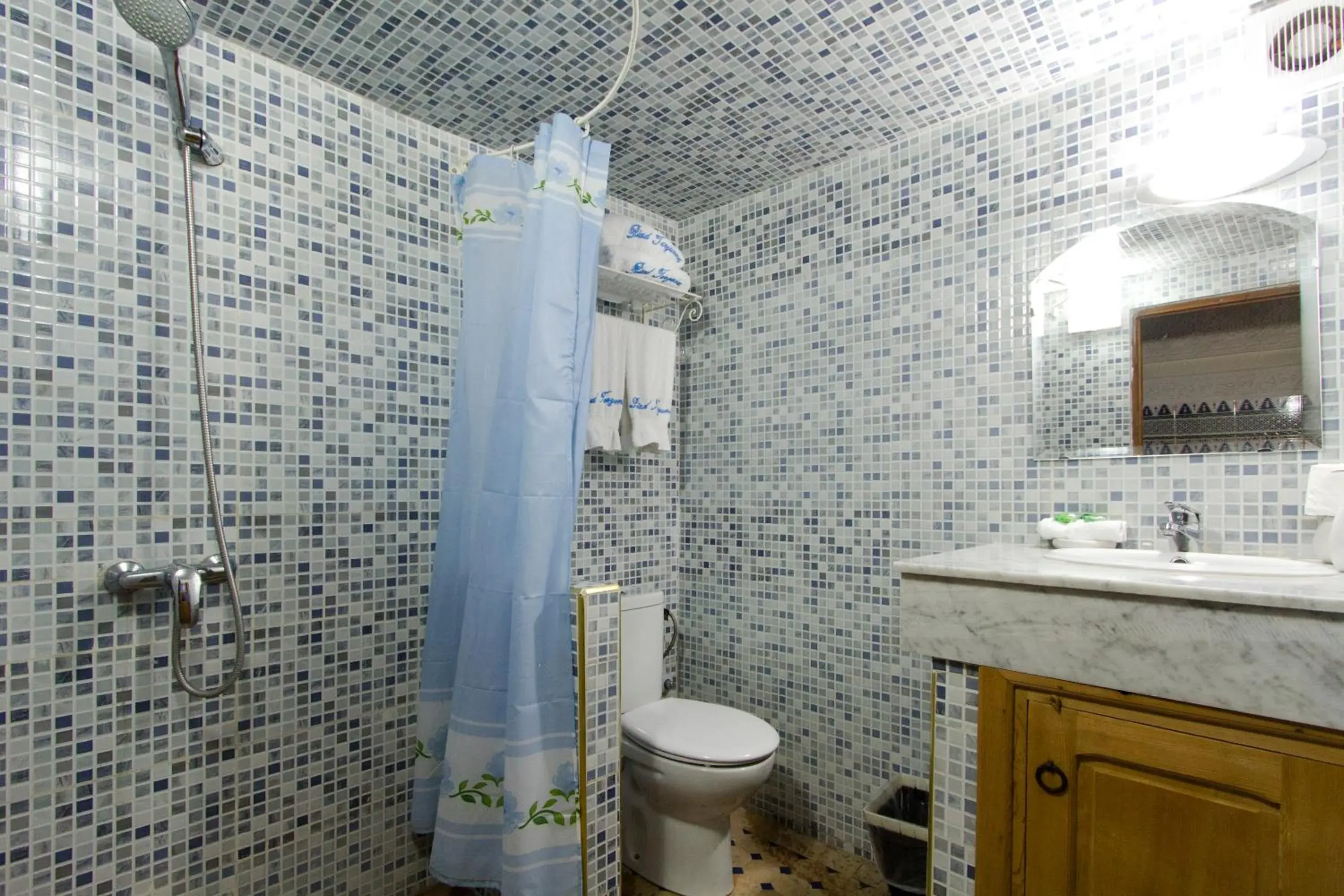 Bathroom in Riad Taryana