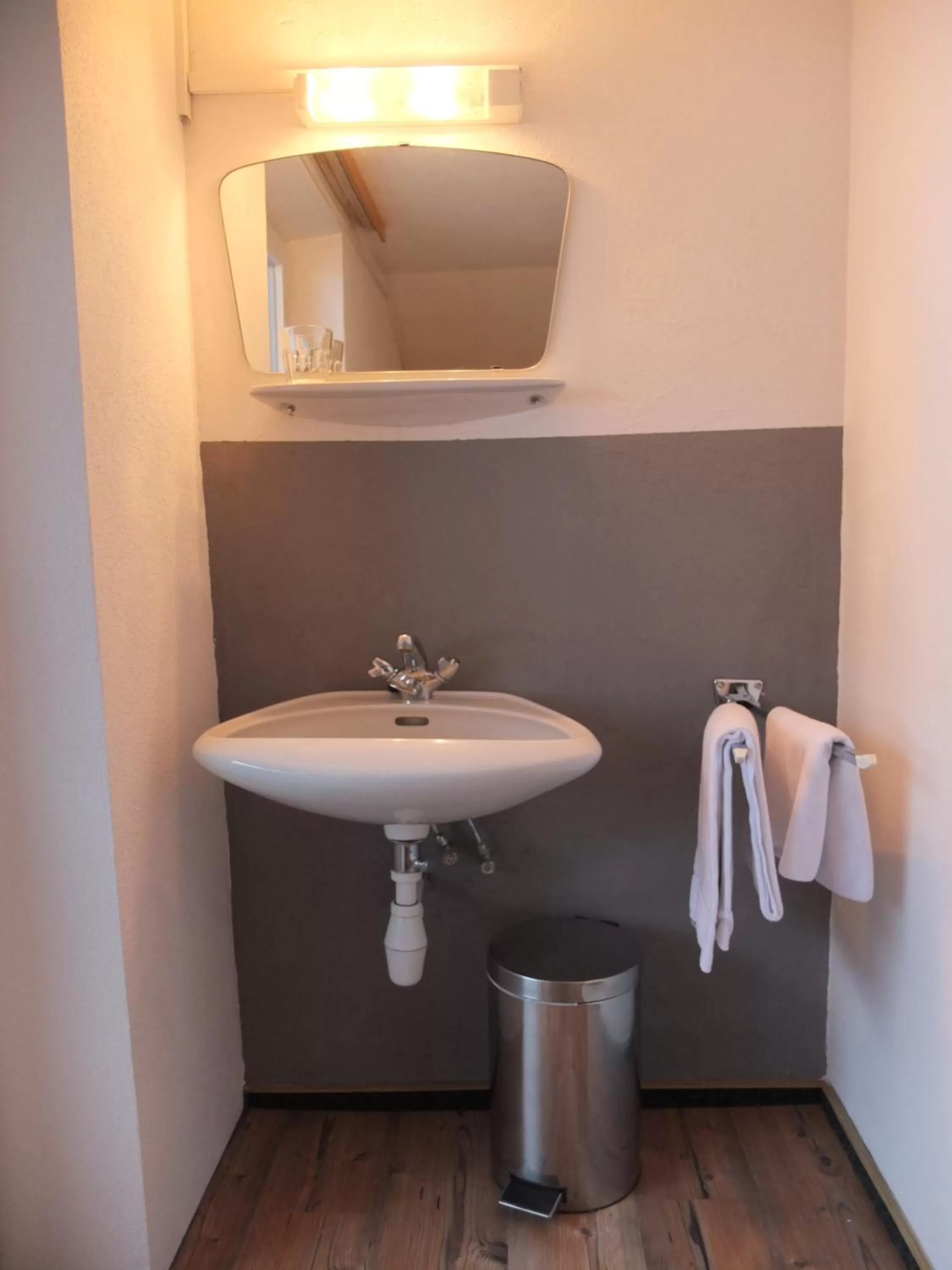 Bedroom in Haus Irmgard by Châtel Reizen