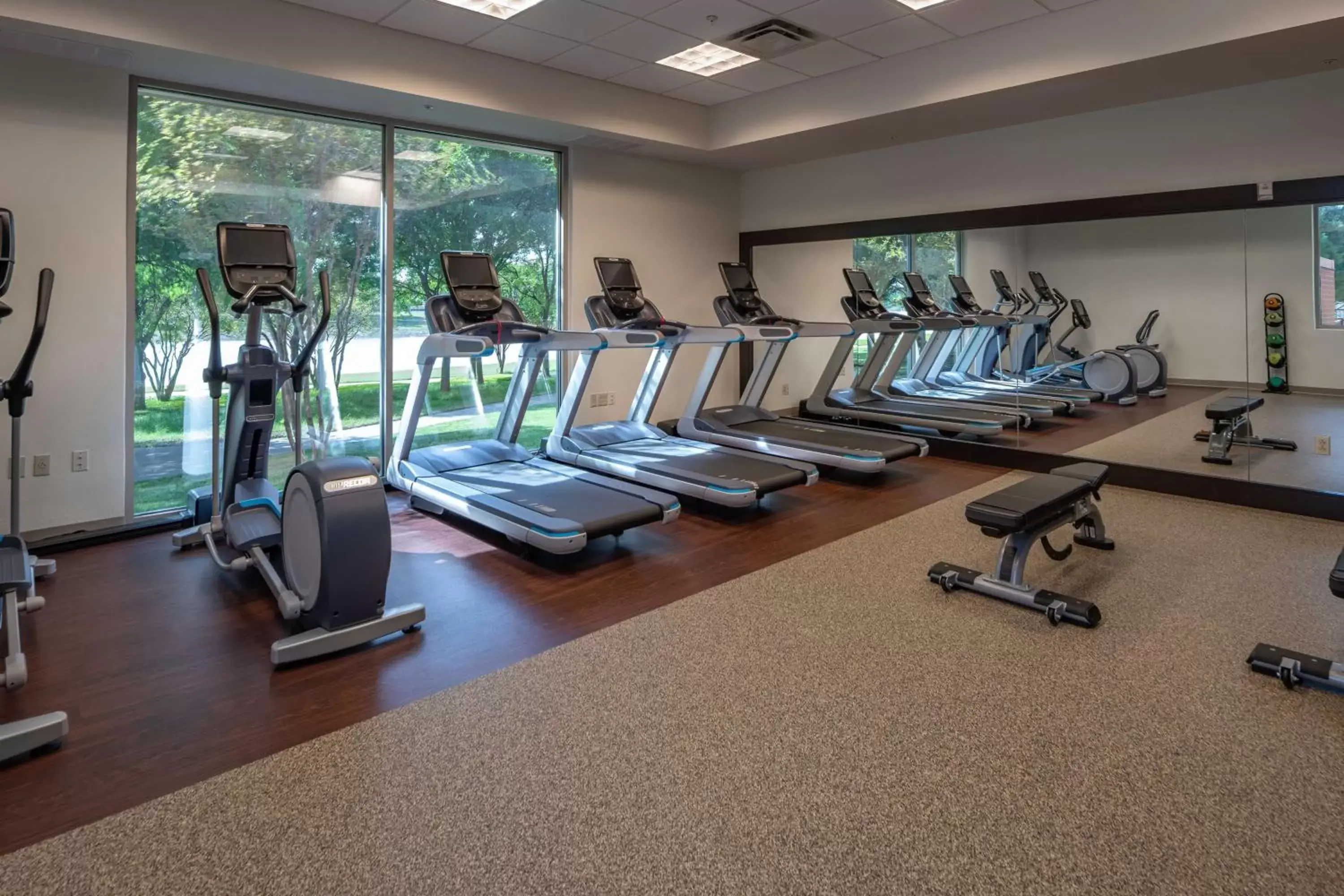 Fitness centre/facilities, Fitness Center/Facilities in DoubleTree by Hilton Dallas-Farmers Branch