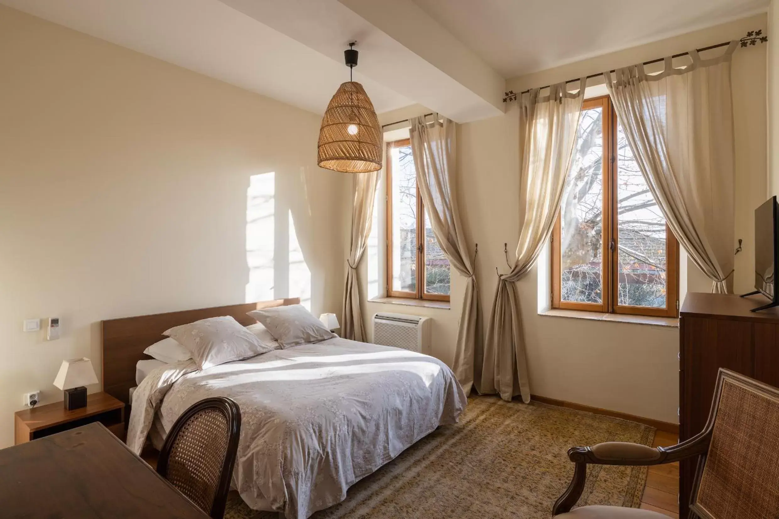 Bedroom, Bed in WAYA à Domaine Saint Domingue