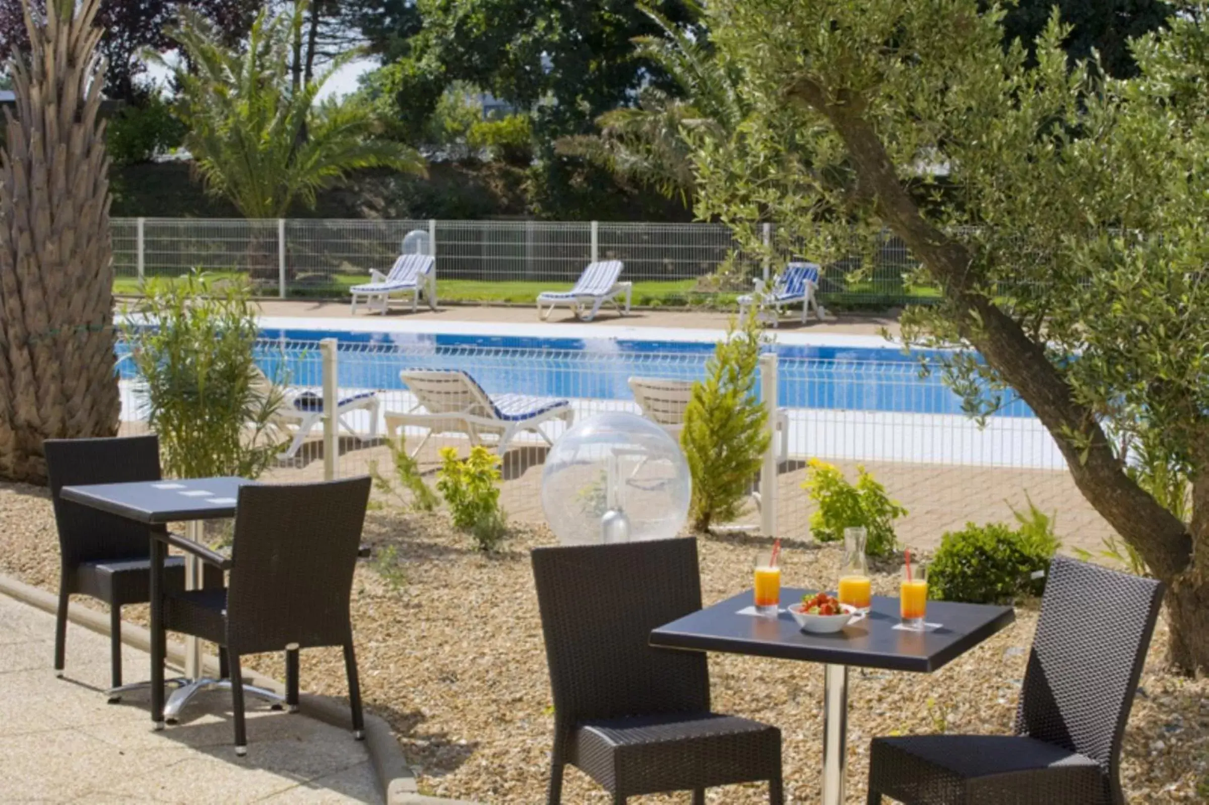 Balcony/Terrace, Swimming Pool in Hôtel Oceania Nantes