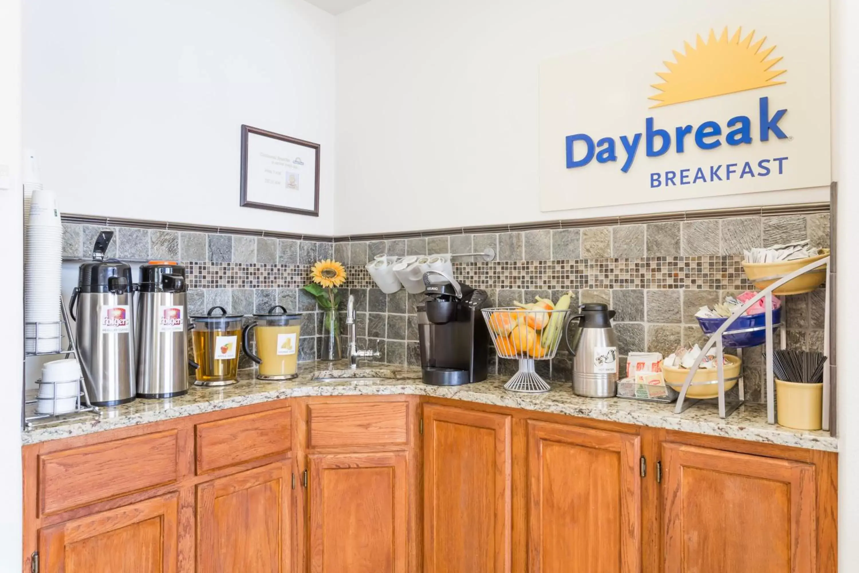 Continental breakfast in Days Inn by Wyndham Kimball