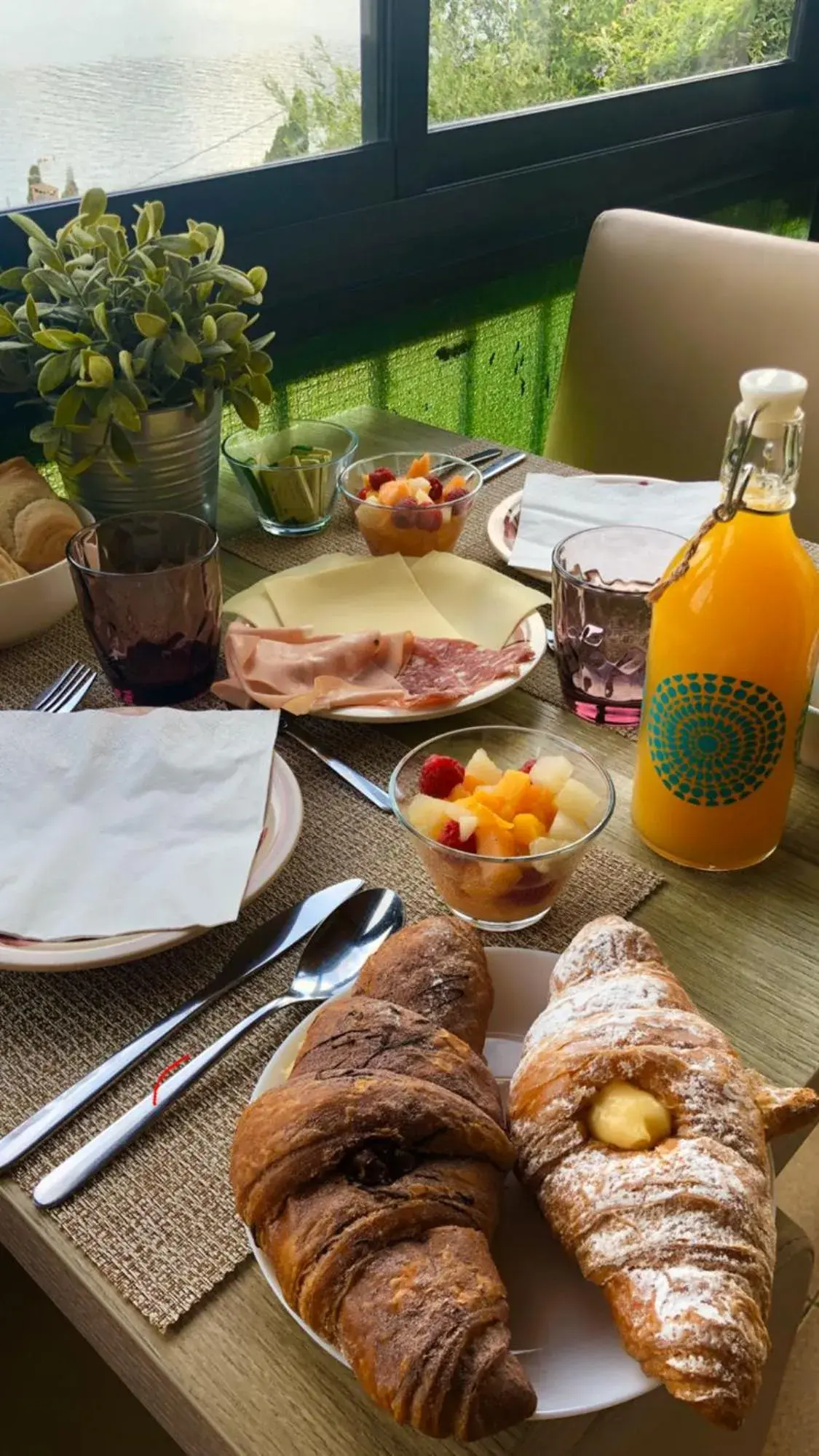 Breakfast in Villa Emma Malcesine
