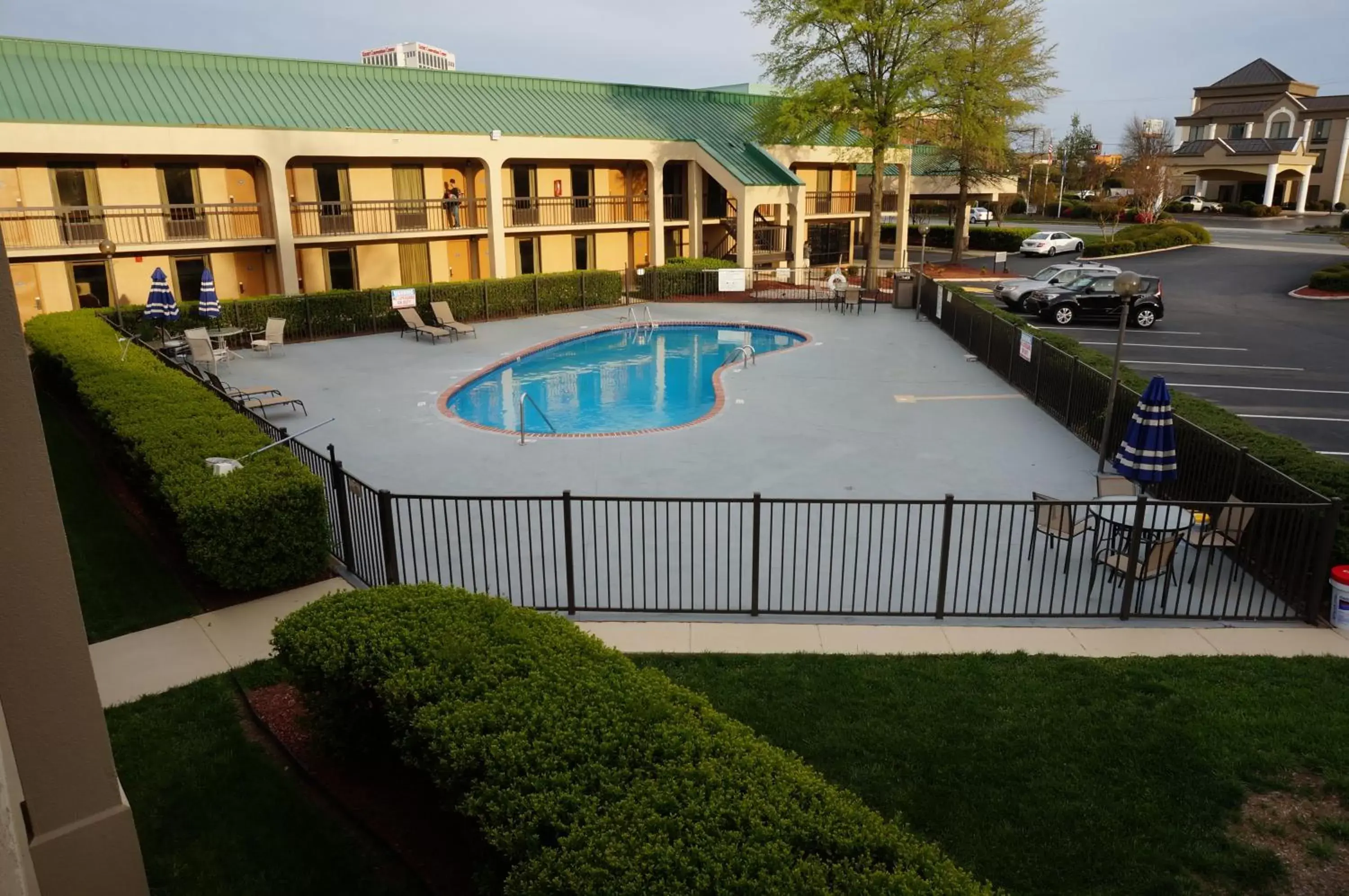 Swimming pool, Pool View in Howard Johnson by Wyndham Greensboro Near the Coliseum