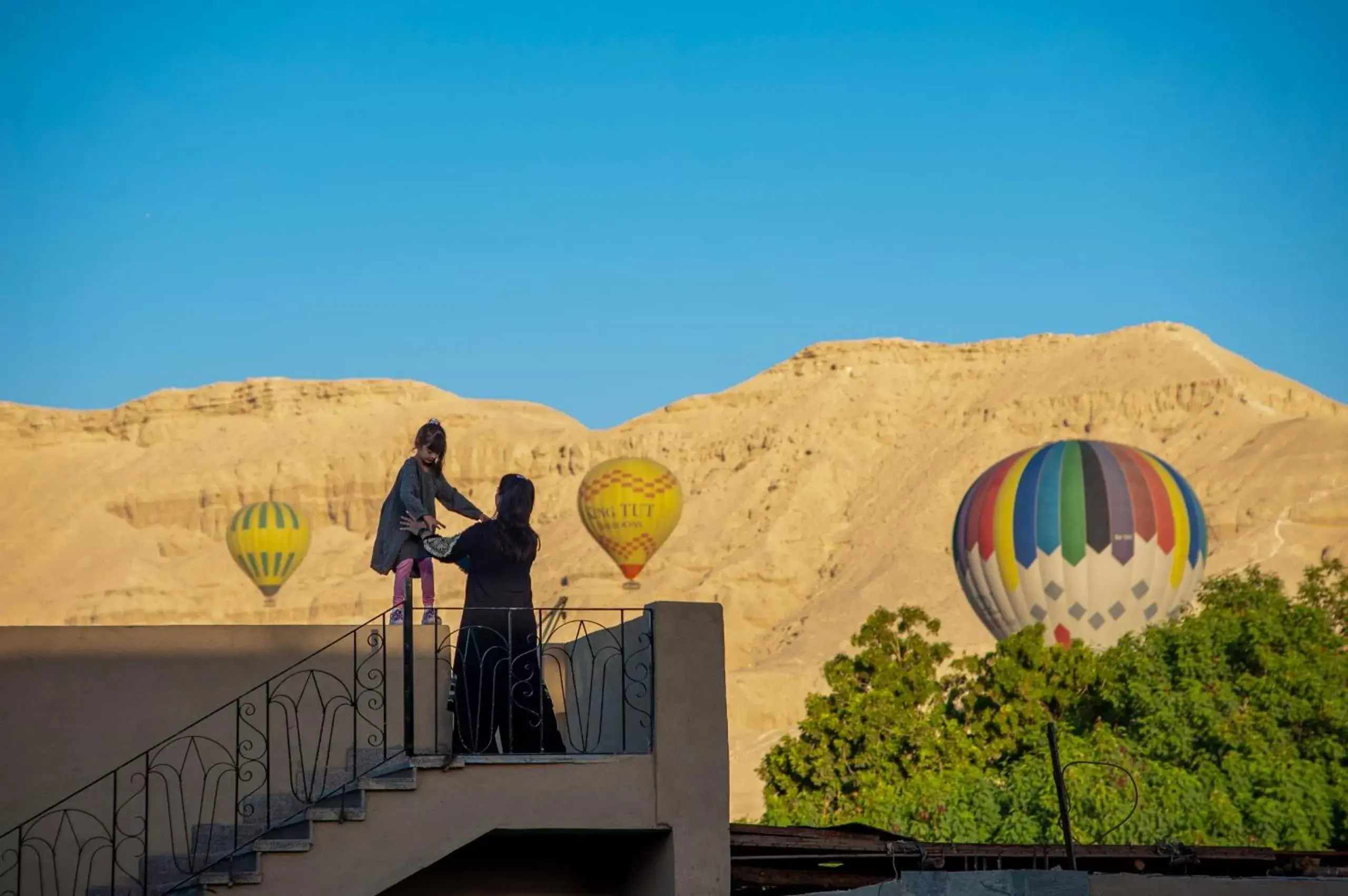 Day in New Memnon Hotel