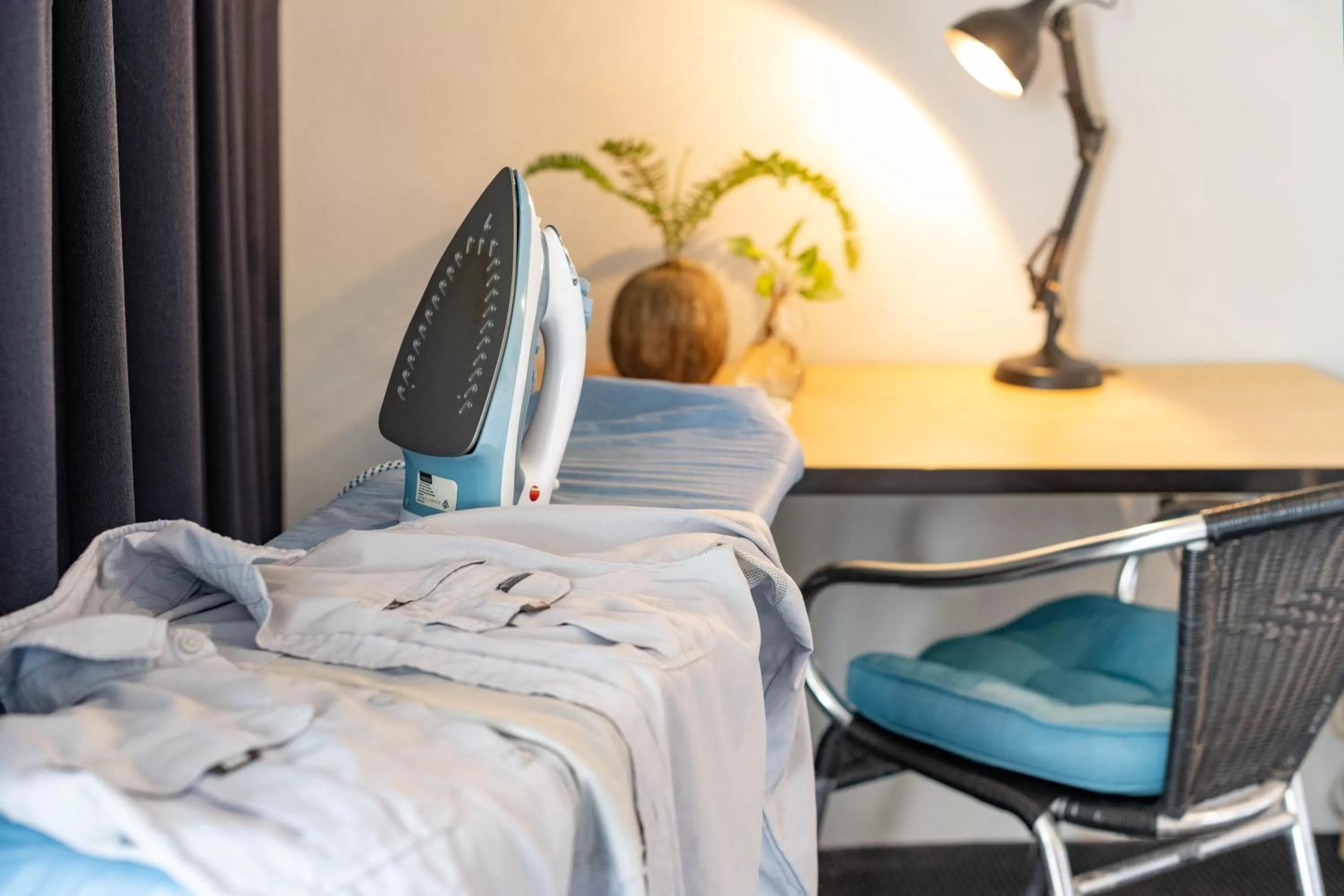 furniture, Bed in Alara Motor Inn