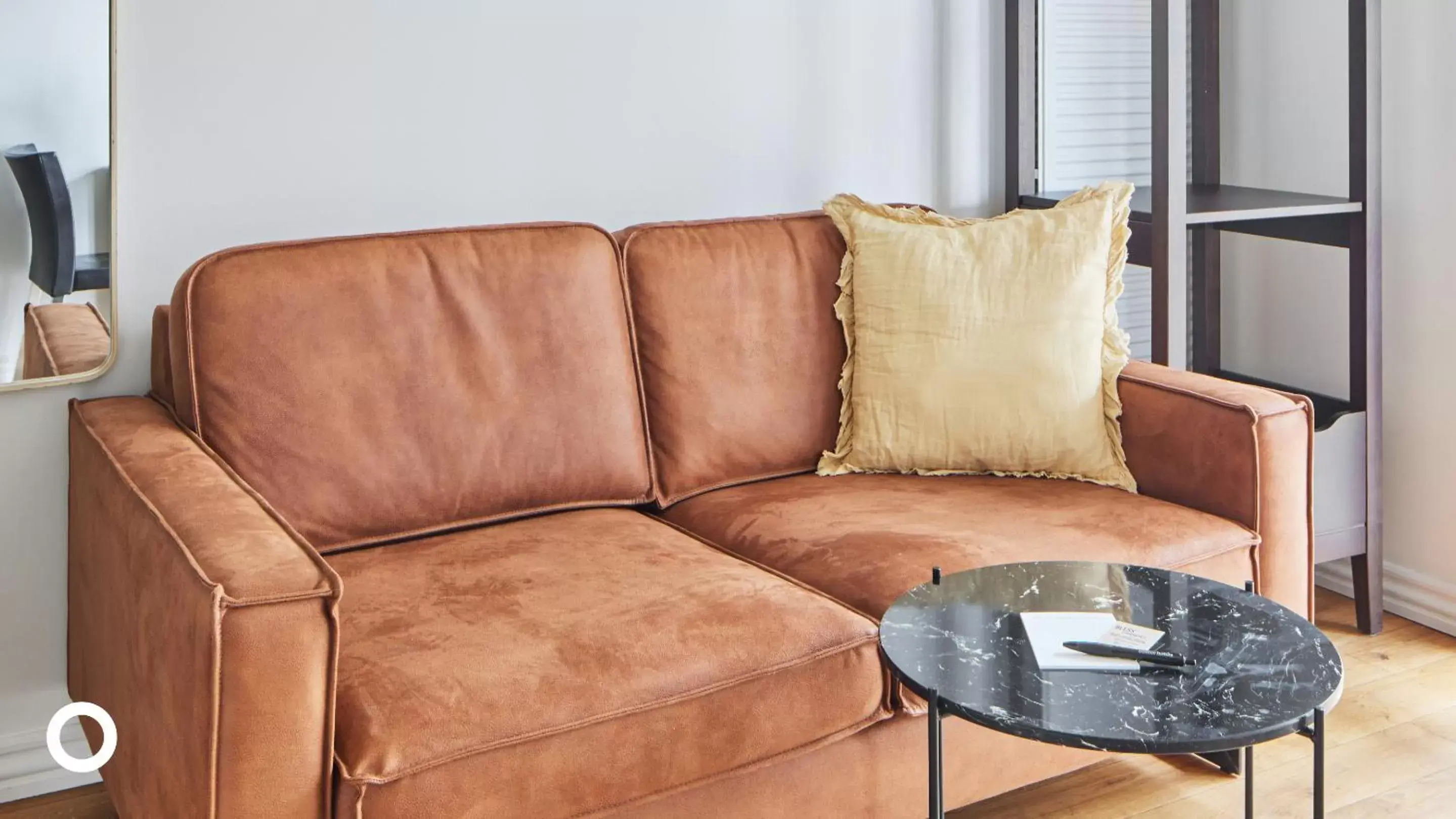 Living room in Thingholt Hotel Apartments from Center Hotels Living room in Thingholt Hotel Apartments from Center Hotels