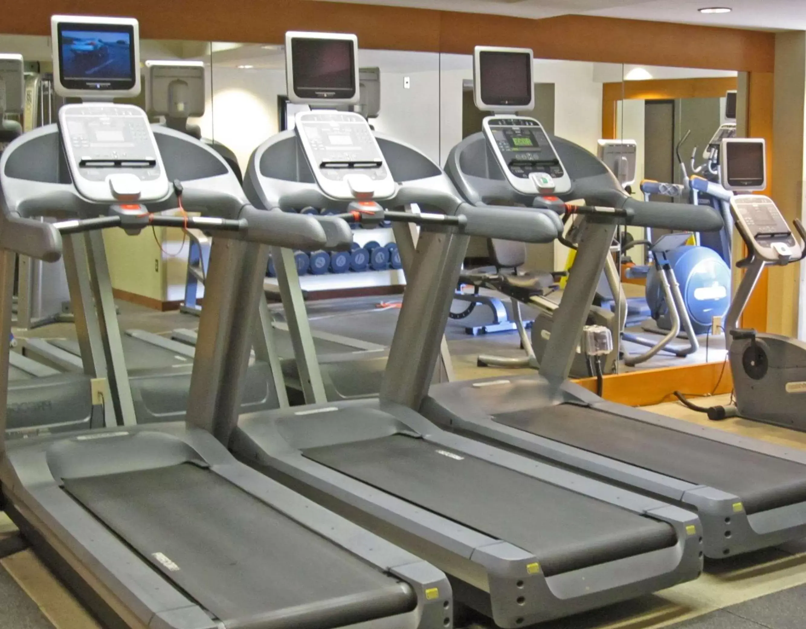Fitness centre/facilities, Fitness Center/Facilities in DoubleTree by Hilton San Francisco Airport