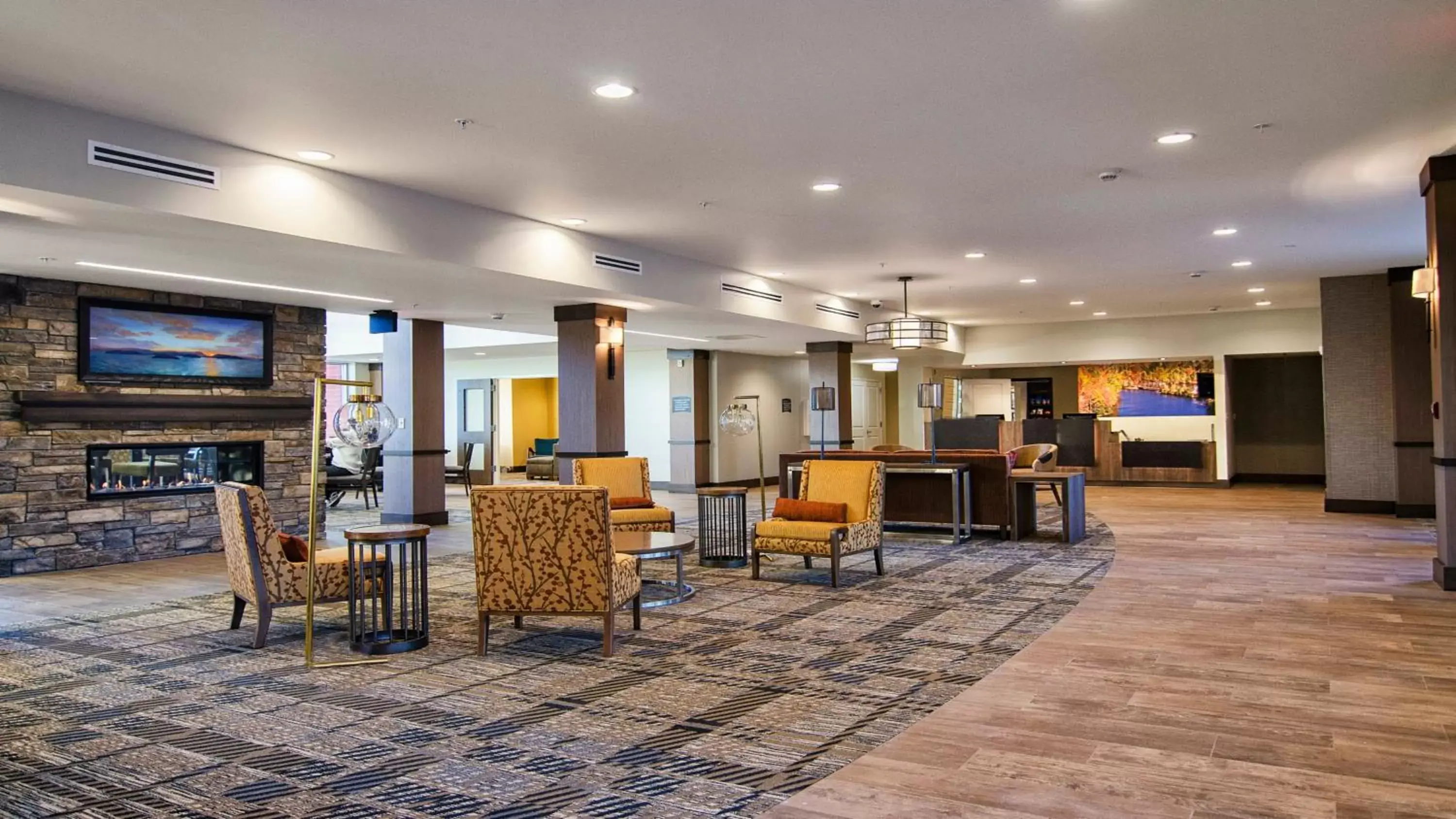Property building in Staybridge Suites Marquette, an IHG Hotel