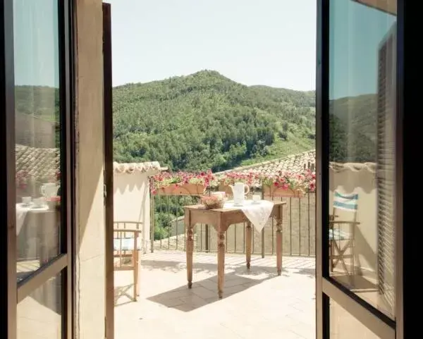 Balcony/Terrace in Borgo San Valentino